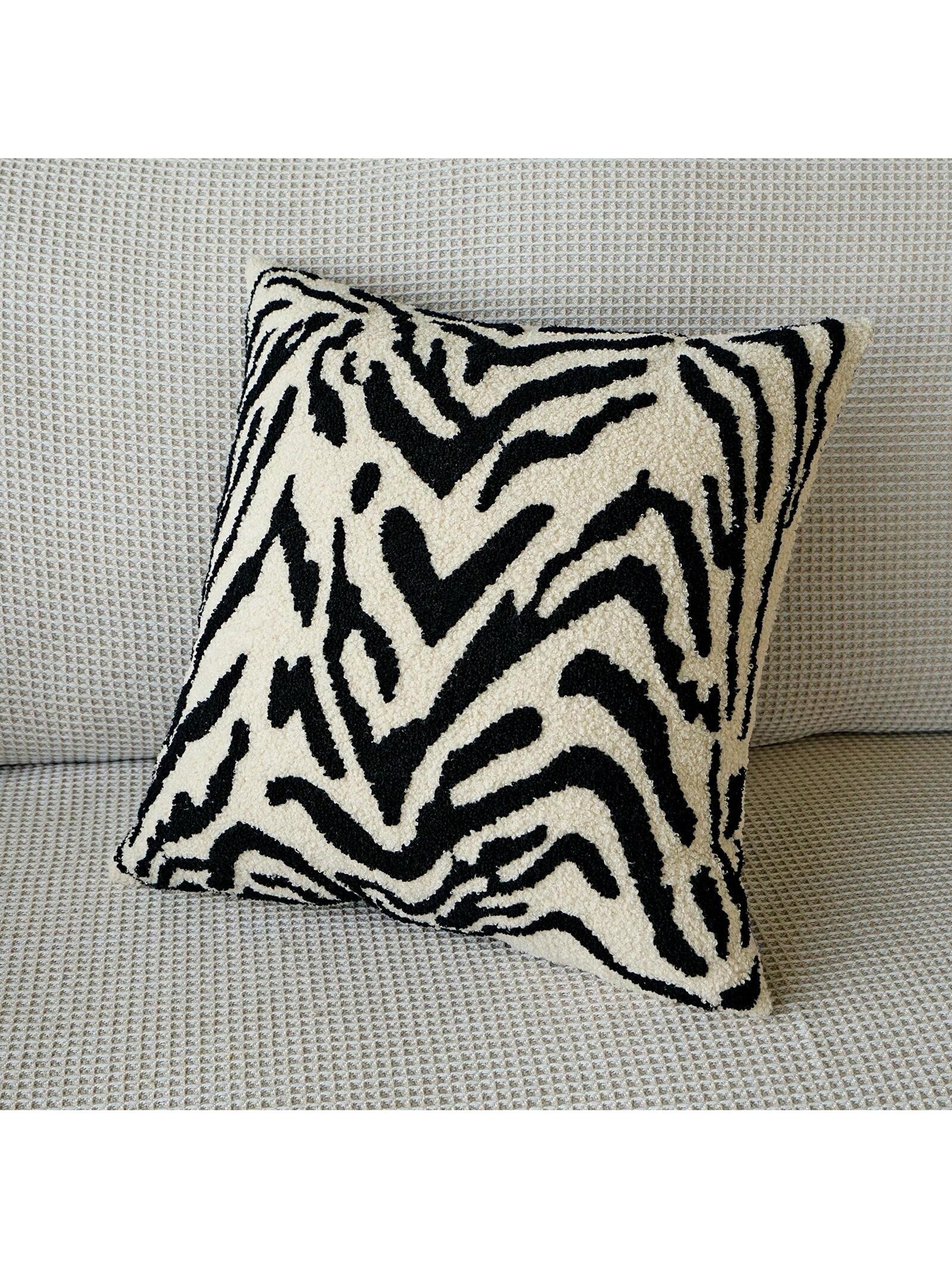 One Embroidered Tiger Pattern Pillow Cover, Light Luxury Decorative Pillowcase For Living Room Bed Sofa Cushion Back Pillow Cover