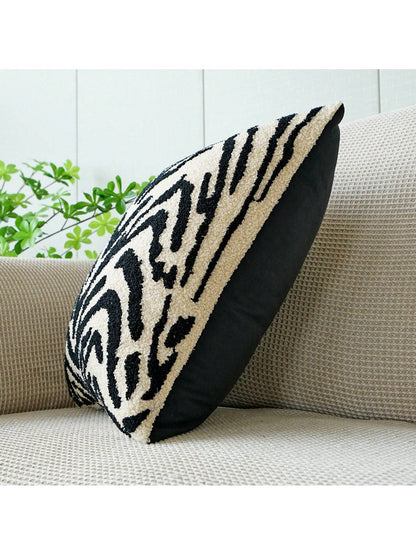 One Embroidered Tiger Pattern Pillow Cover, Light Luxury Decorative Pillowcase For Living Room Bed Sofa Cushion Back Pillow Cover