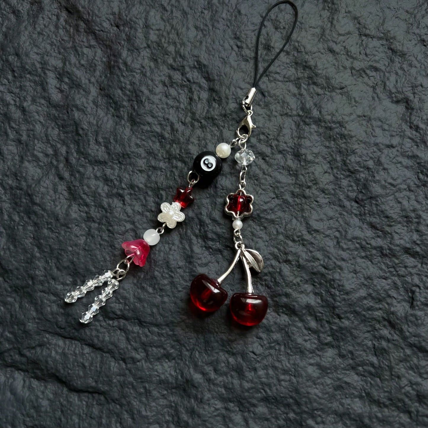Original Design Dark Princess Style Y2K Style Burgundy Red Cherry Pendant Phone Lanyard Handmade Beaded Black Eight Crystal Beaded Phone Lanyard Phone Charm Phone Decoration Small Pendant Small Decora