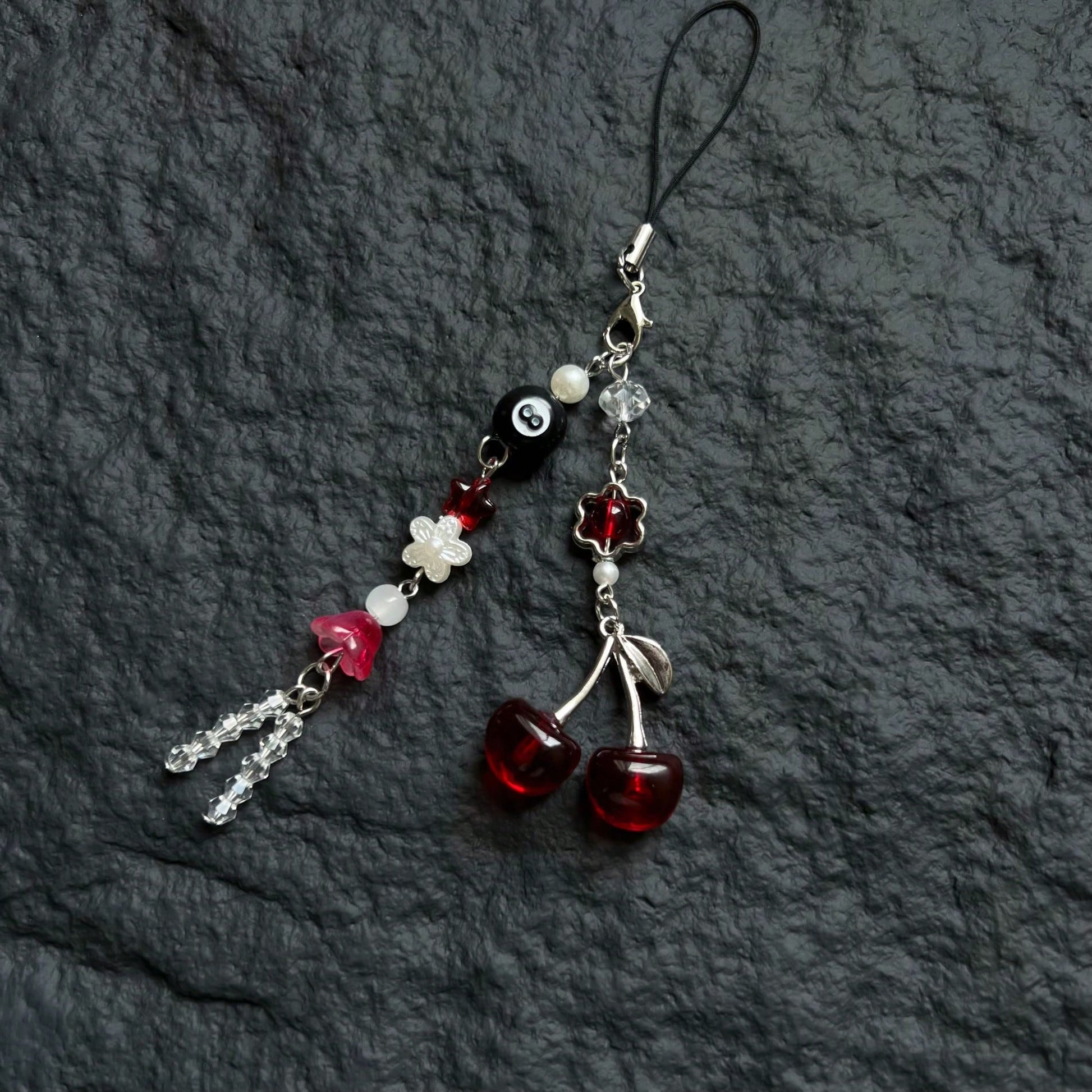Original Design Dark Princess Style Y2K Style Burgundy Red Cherry Pendant Phone Lanyard Handmade Beaded Black Eight Crystal Beaded Phone Lanyard Phone Charm Phone Decoration Small Pendant Small Decora