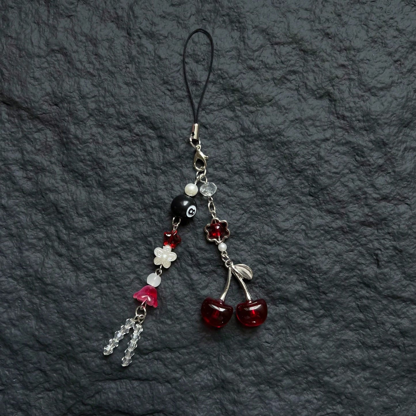 Original Design Dark Princess Style Y2K Style Burgundy Red Cherry Pendant Phone Lanyard Handmade Beaded Black Eight Crystal Beaded Phone Lanyard Phone Charm Phone Decoration Small Pendant Small Decora