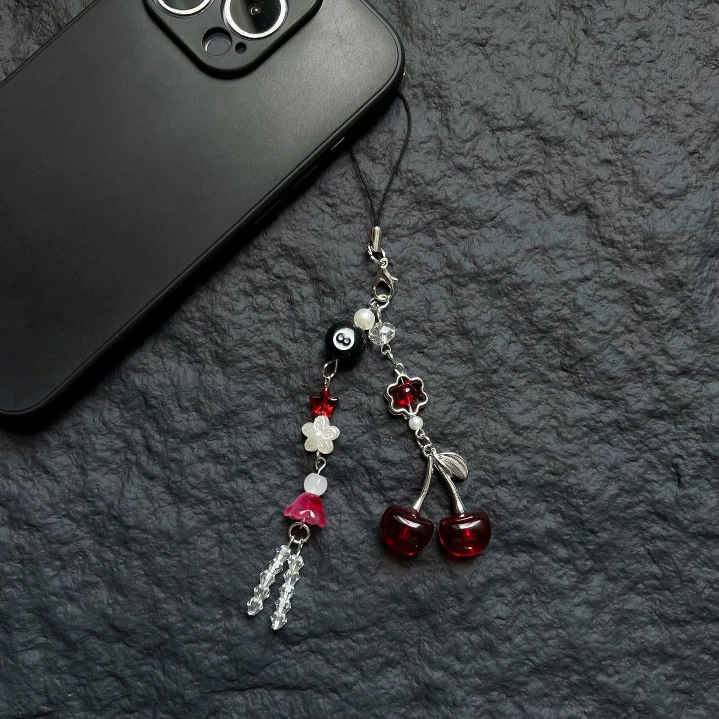 Original Design Dark Princess Style Y2K Style Burgundy Red Cherry Pendant Phone Lanyard Handmade Beaded Black Eight Crystal Beaded Phone Lanyard Phone Charm Phone Decoration Small Pendant Small Decora