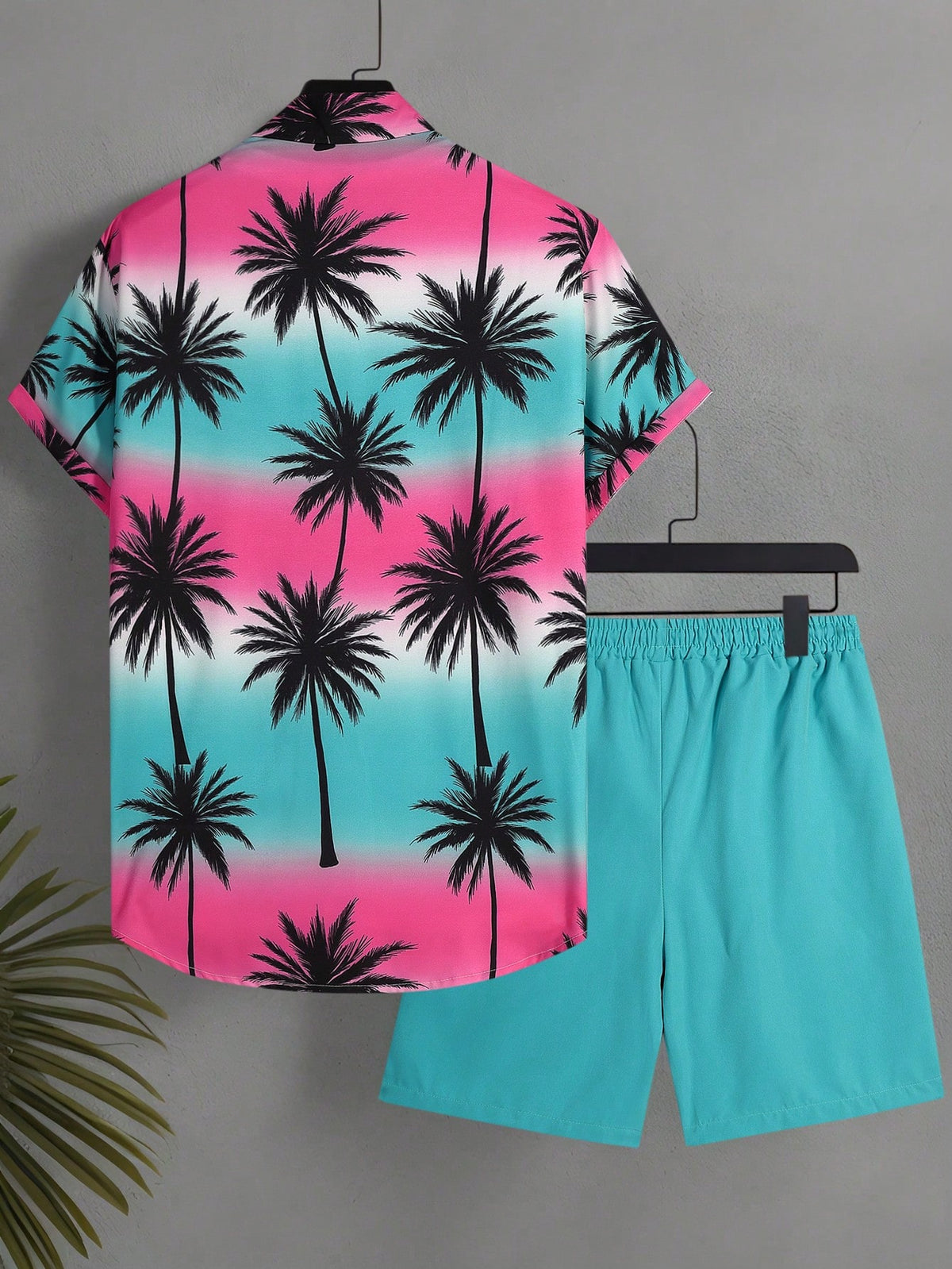 Oro Vacation Plus Size Men's Palm Tree Print Short Sleeve Shirt And Shorts Beach Outfit, Holiday