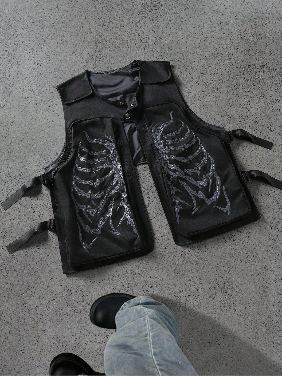 PAVTROS Manfinity Streetrush Men's Skeleton Print Pocket Casual Vest,Black Autumn Streetwear Festival Halloween Skull Pattern Loose Vest Jacket,Gift For Men