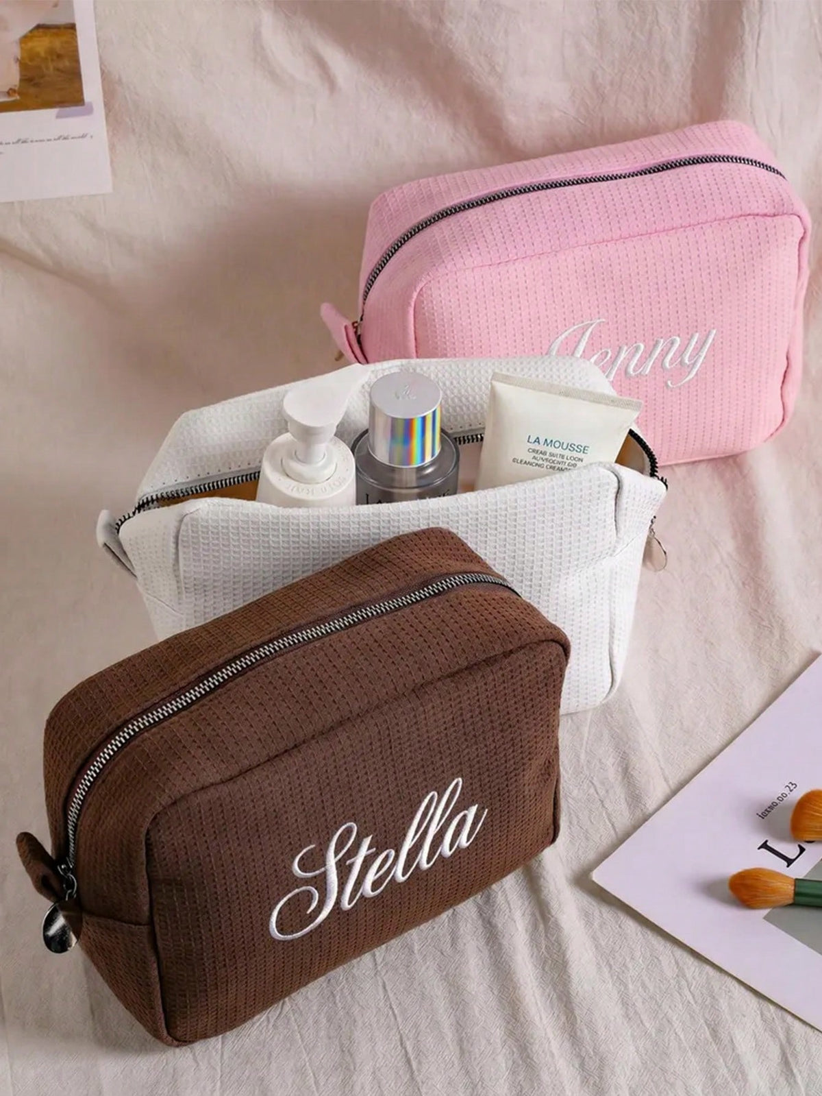 Personalized Bridesmaid Makeup Bag, Custom Name Toiletry Bag, Travel Cosmetic Organizer, Wedding Party Gift, Zipper Cosmetic Pouch