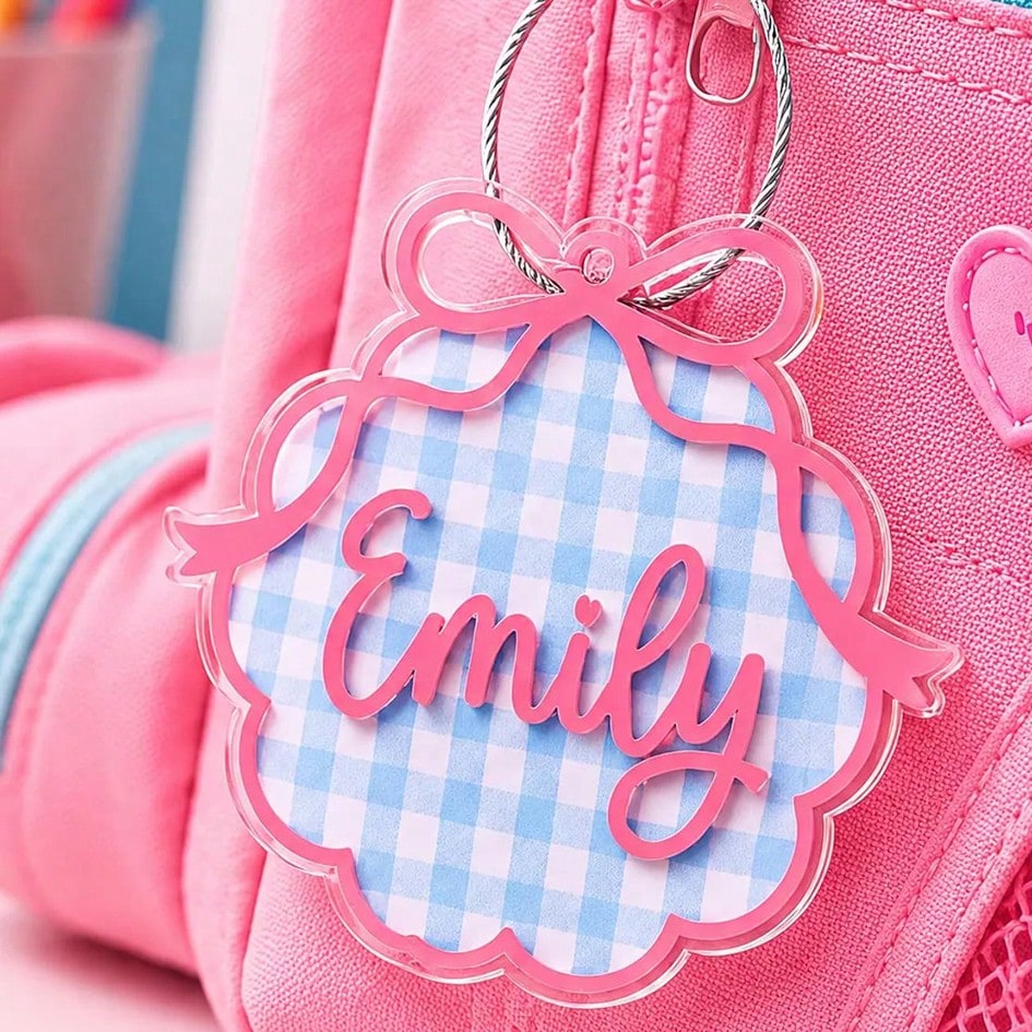 Personalized Daisy Acrylic Keychain, Customized Name Bag Charm & Flower Backpack Pendant, Suitable For School, Daycare, Travel, Unique Commemorative Gift For Girls