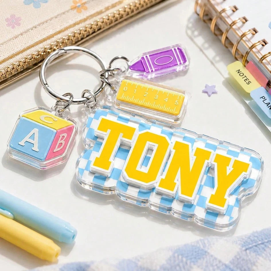 Personalized Daisy Acrylic Keychain, Customized Name Bag Charm & Flower Backpack Pendant, Suitable For School, Daycare, Travel, Unique Commemorative Gift For Girls