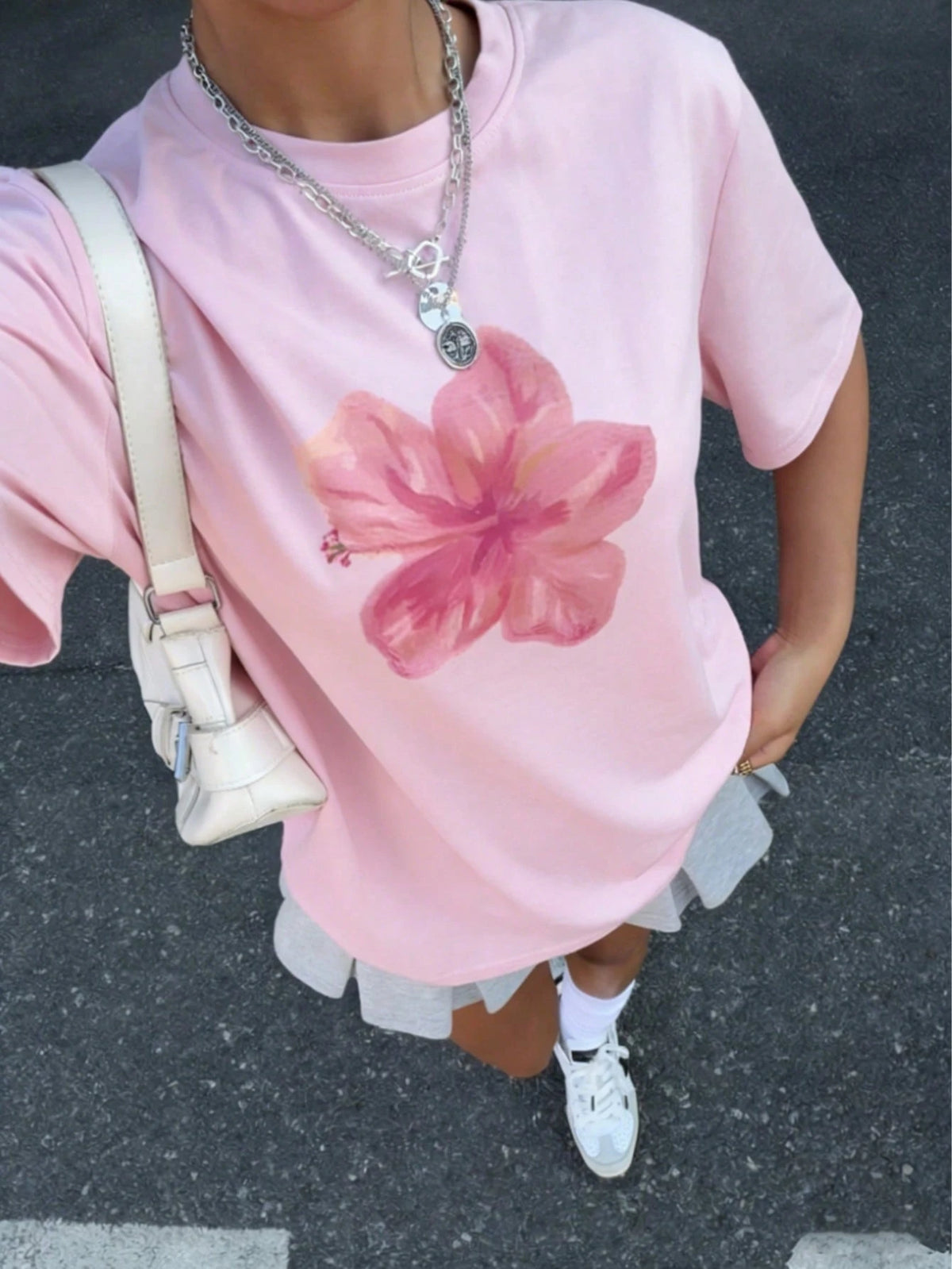 Pink Acid Wash Hibiscus Print Women Loose Crew Neck T-Shirt, Suitable For Summer Beach Vacation Casual