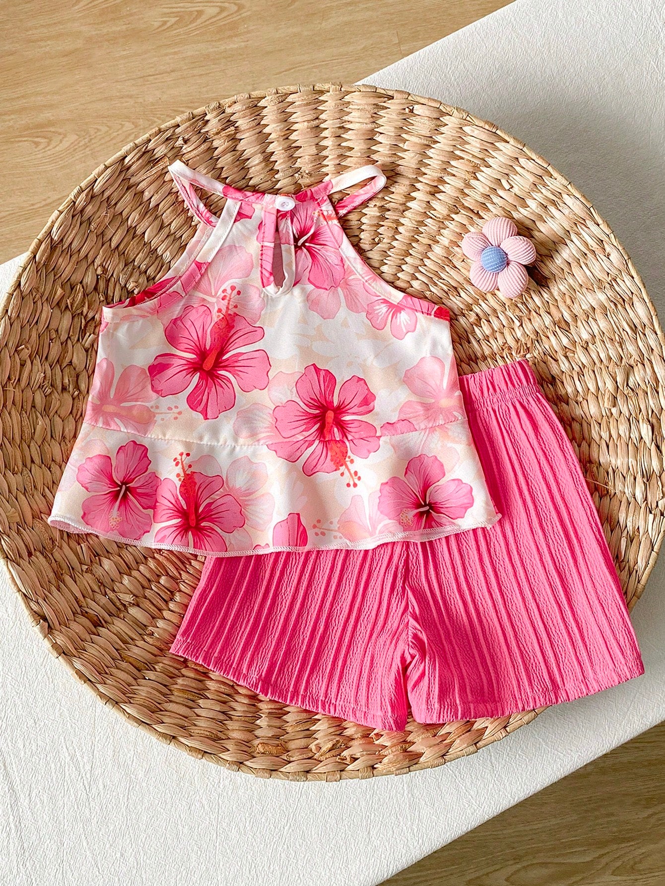 Playful Pals 2pcs Baby Girl Toddler/Newborn 0-3Y Spring/Summer Dopamine Cute Casual Pink Hot Pink Vacation Sleeveless Top + Shorts Set Infant Outfit Party Beach