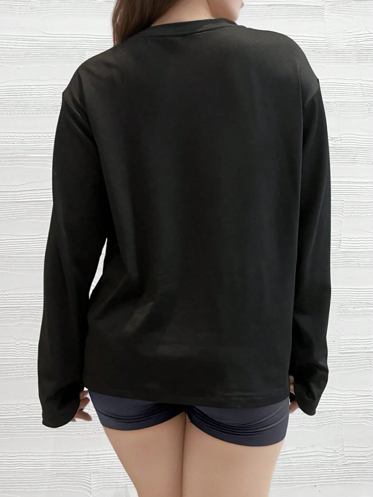 Plus Size Women's Blouse Shirt, Plus Size Loose Fit Long Sleeve T-Shirt, Solid Black, Casual Relaxed Style, Suitable For Autumn/Winter Daily Wear Sports