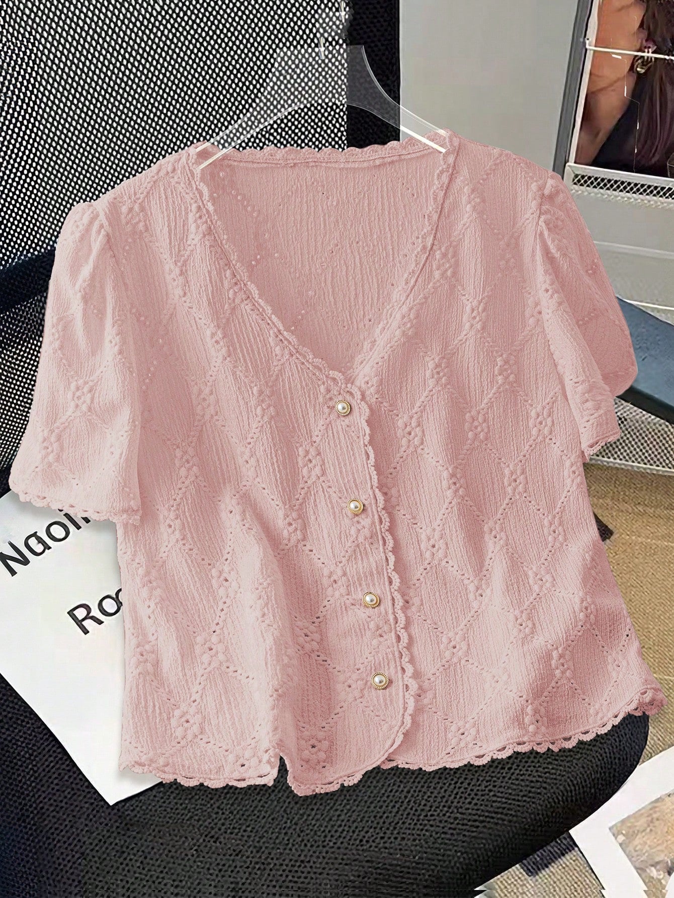 Qadelle Women Commuting Simple Solid Color Short Sleeve Shirt, Casual & Fashionable For Daily Wear