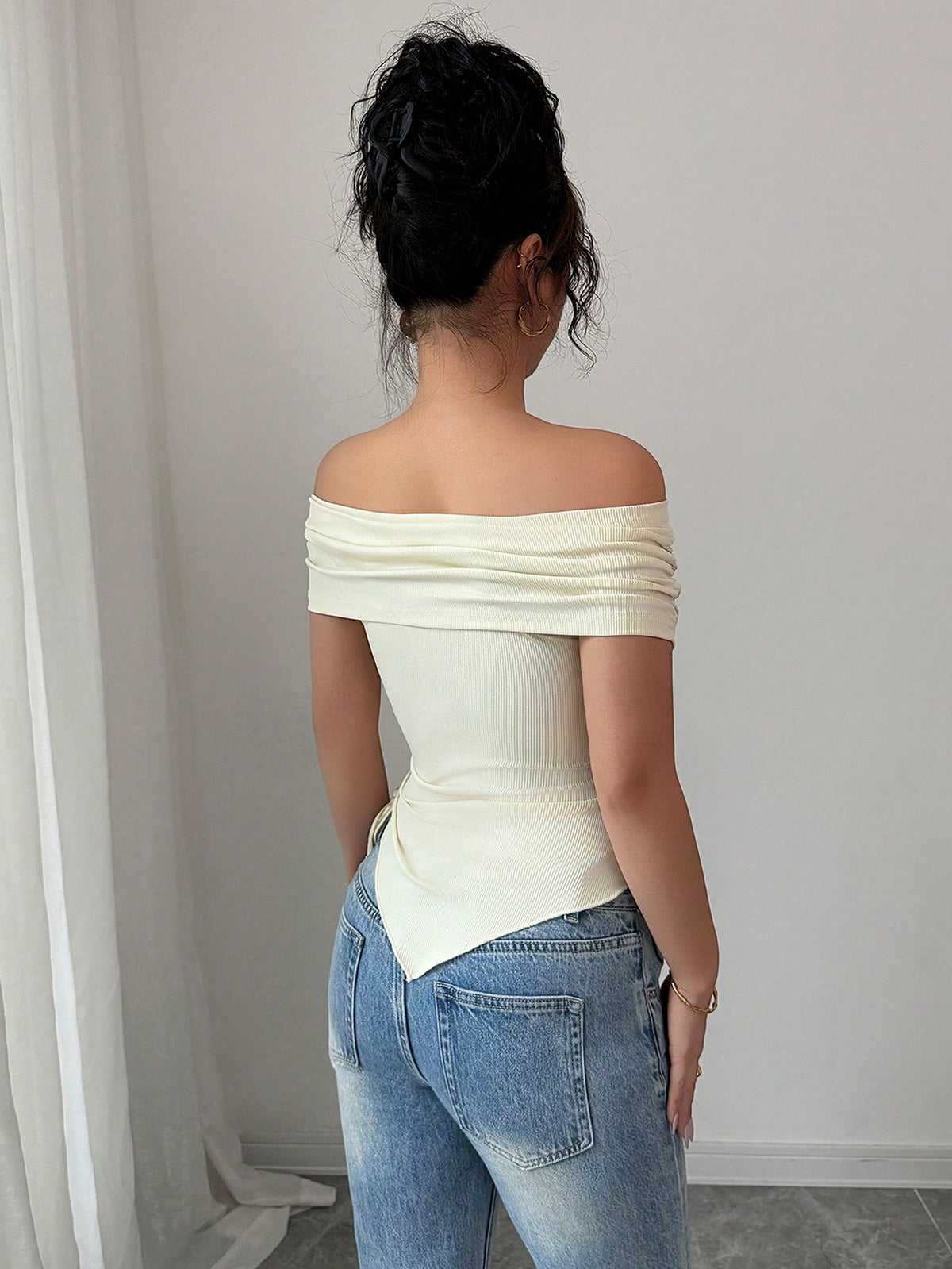 Rafferiza Women Casual Off Shoulder Short Sleeve Fitted T-Shirt For Commuting, Summer