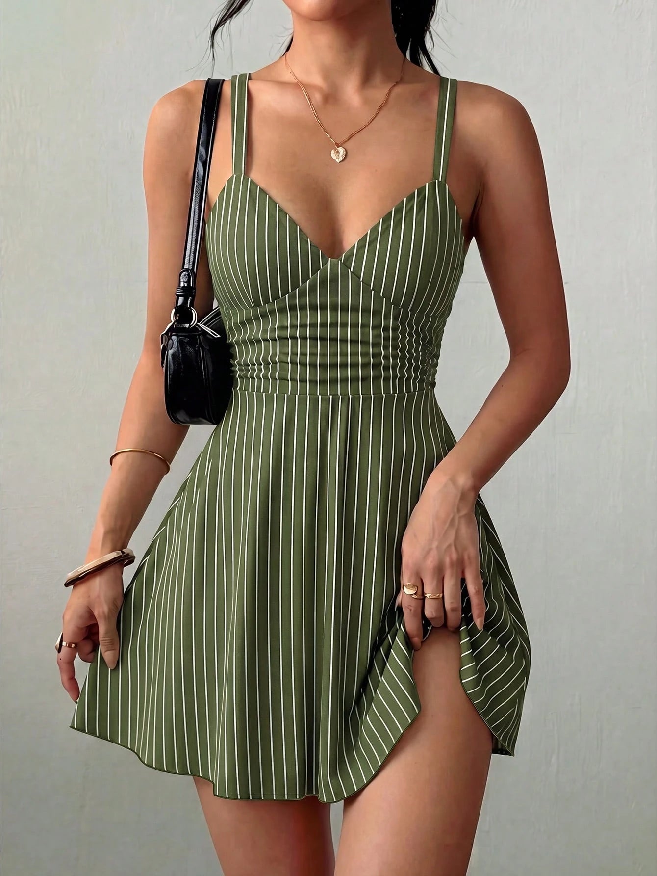 Raffinéa Women's V-Neck Knitted Ruched Waist A-Line Sexy Elegant Spaghetti Strap Short Dress Vacation Green Striped Summer