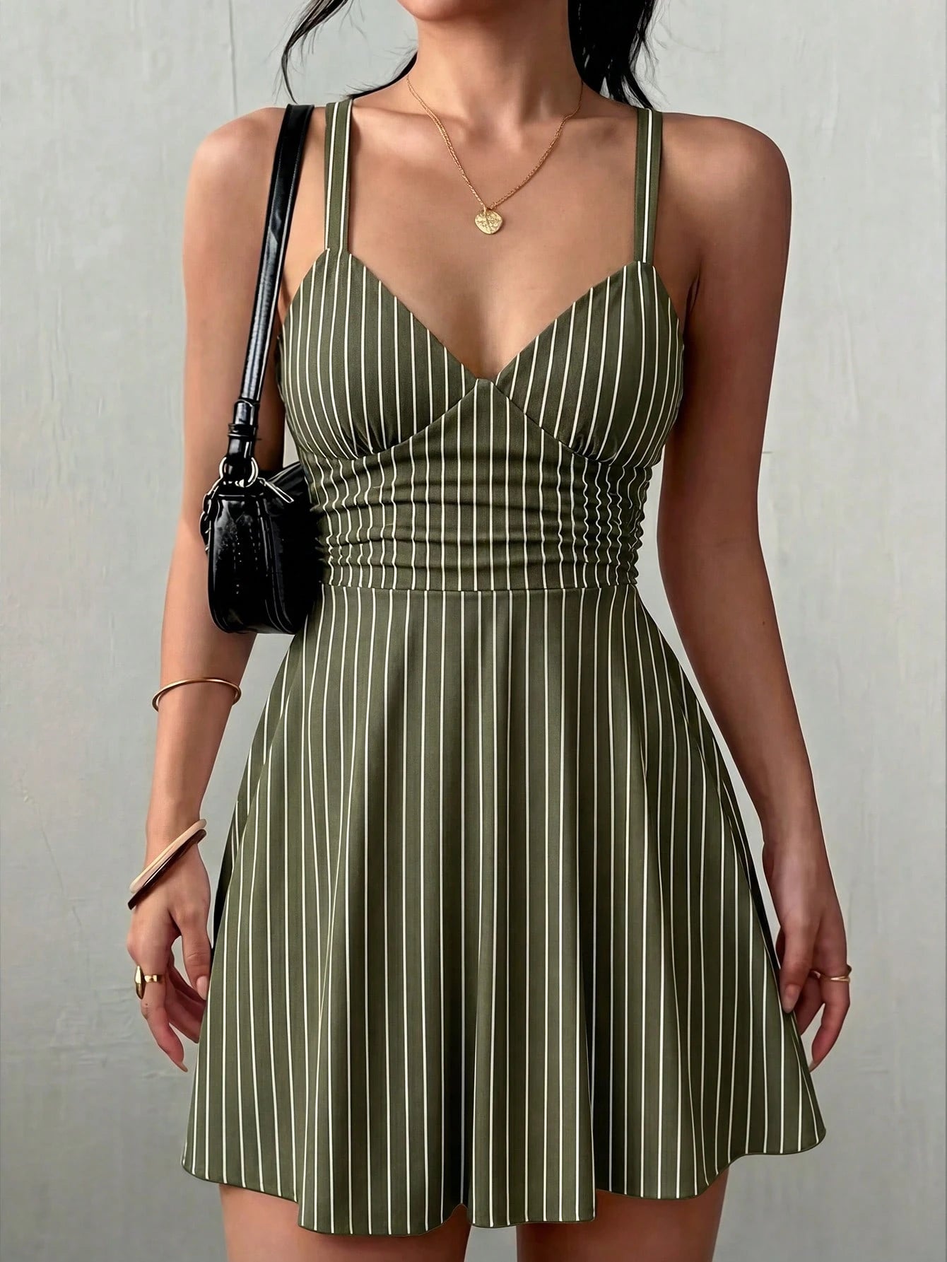 Raffinéa Women's V-Neck Knitted Ruched Waist A-Line Sexy Elegant Spaghetti Strap Short Dress Vacation Green Striped Summer