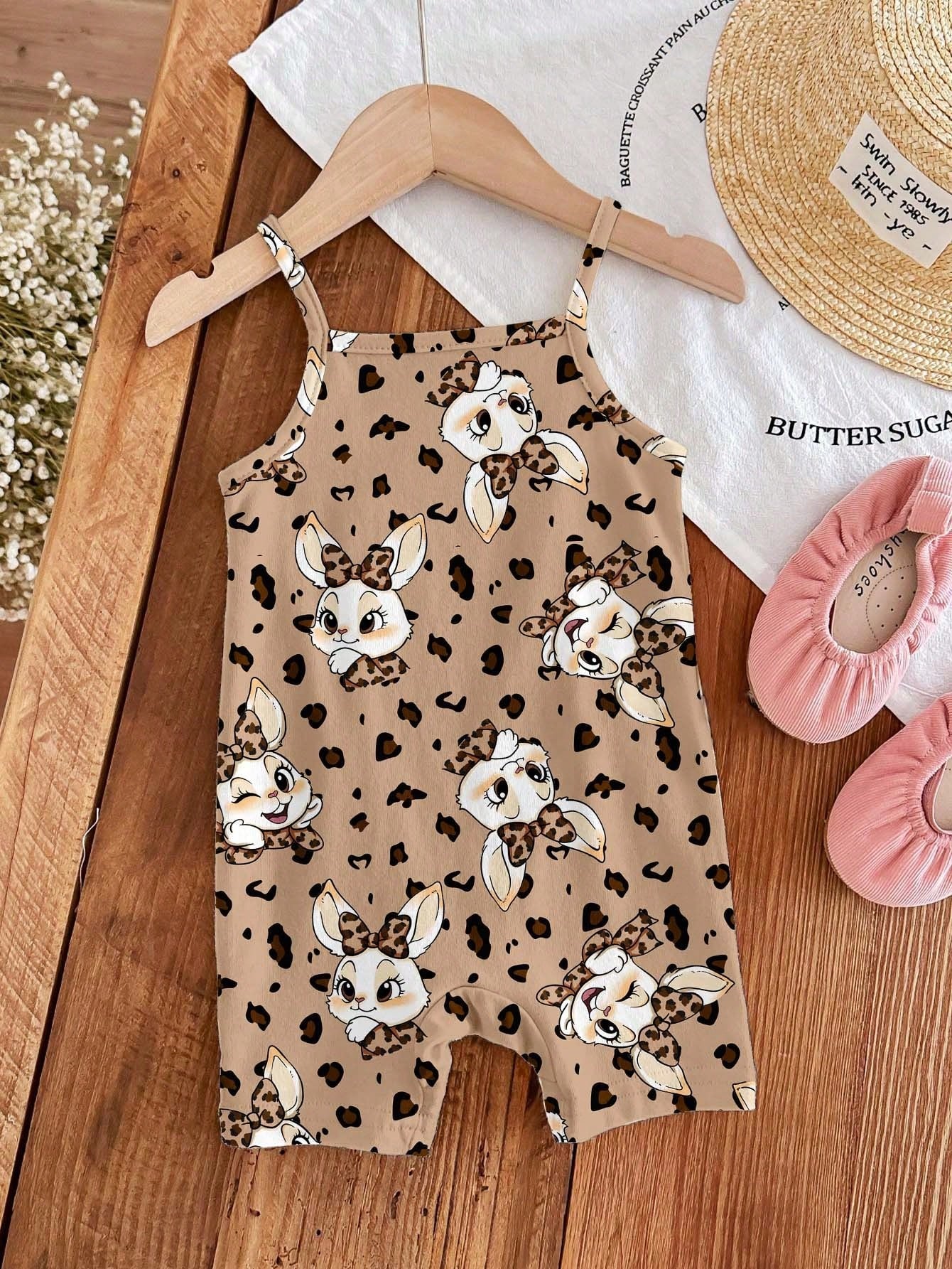 [RANDOM 4 PCS SEND 1 Pc]Baby Girls Beige Summer Casual Cute Family Matching Khaki Mallard Brown Leopard Bow Cartoon Rabbit Suspender Romper Outfits