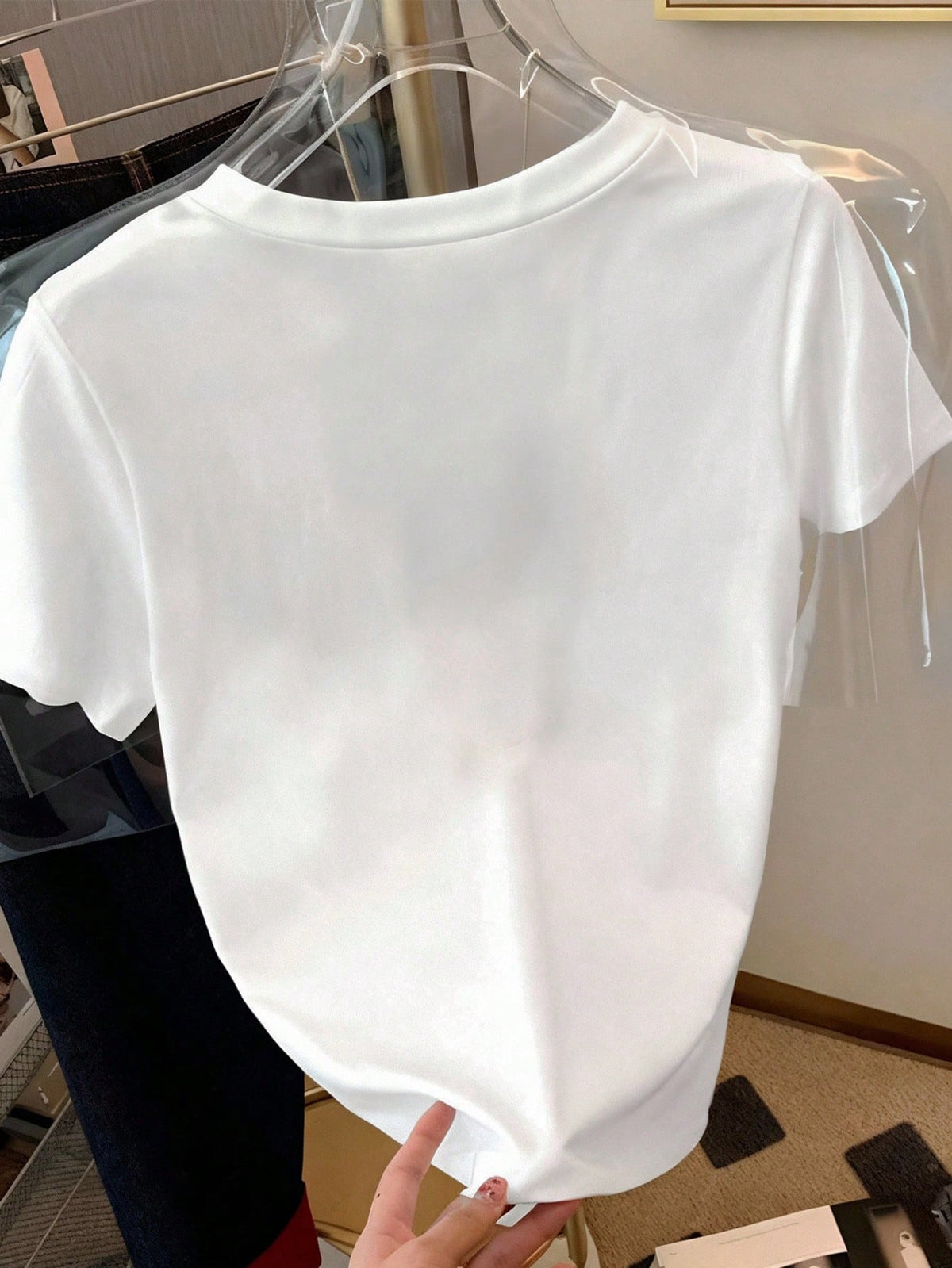 Resyla Women's Solid Color Minimalist Casual Round Neck Short Sleeve T-Shirt