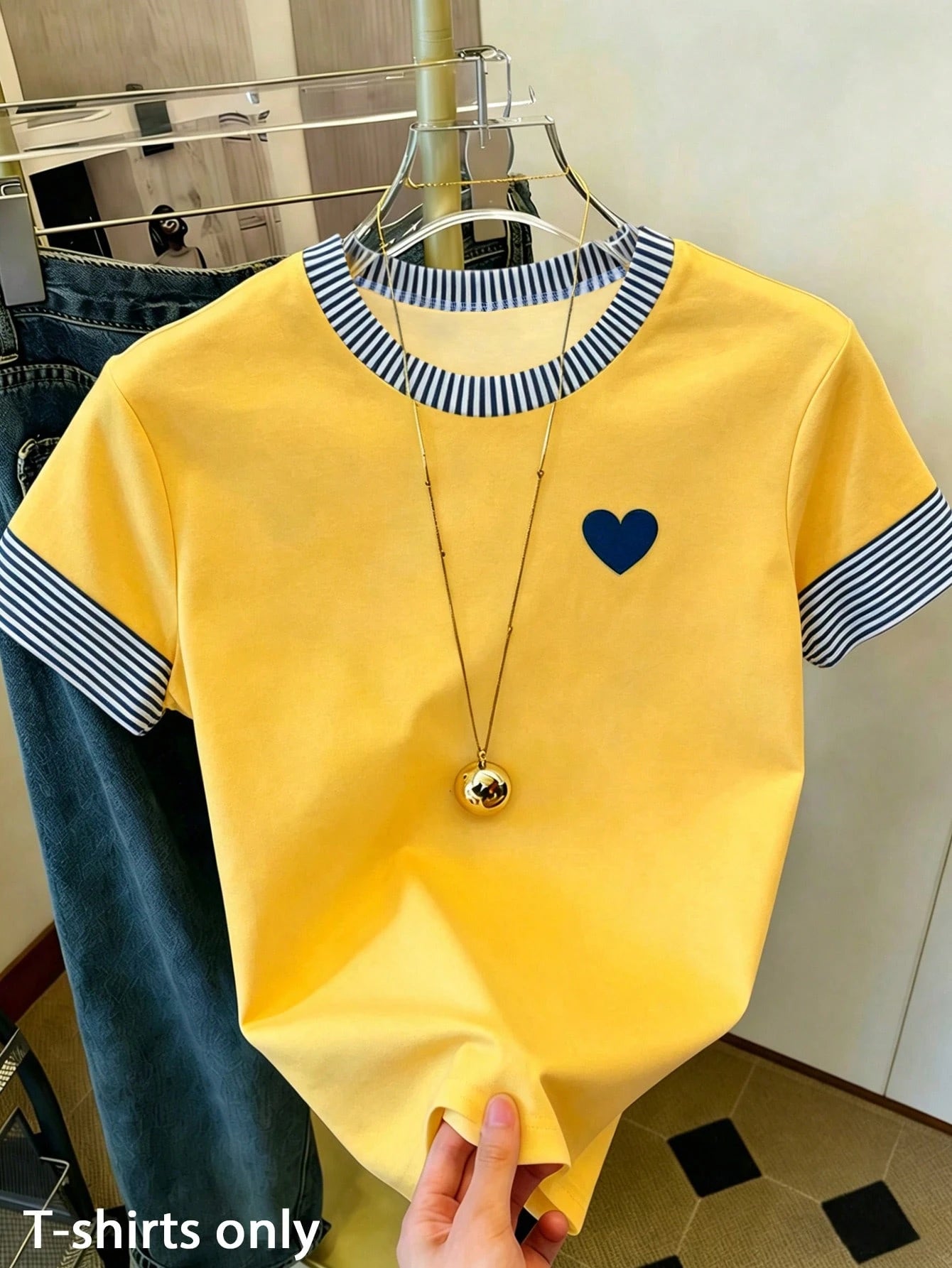 Resyla Women's Striped Heart Print Round Neck Short Sleeve T-Shirt
