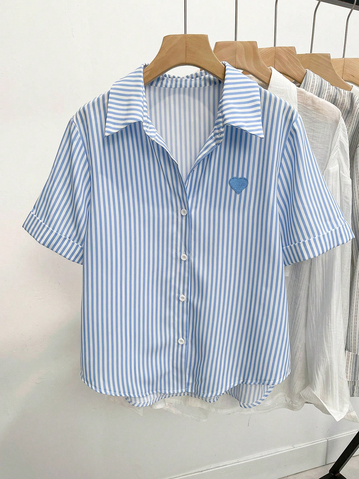 Resyla Women's Striped Print Heart Embroidery Casual Short Sleeve Shirt