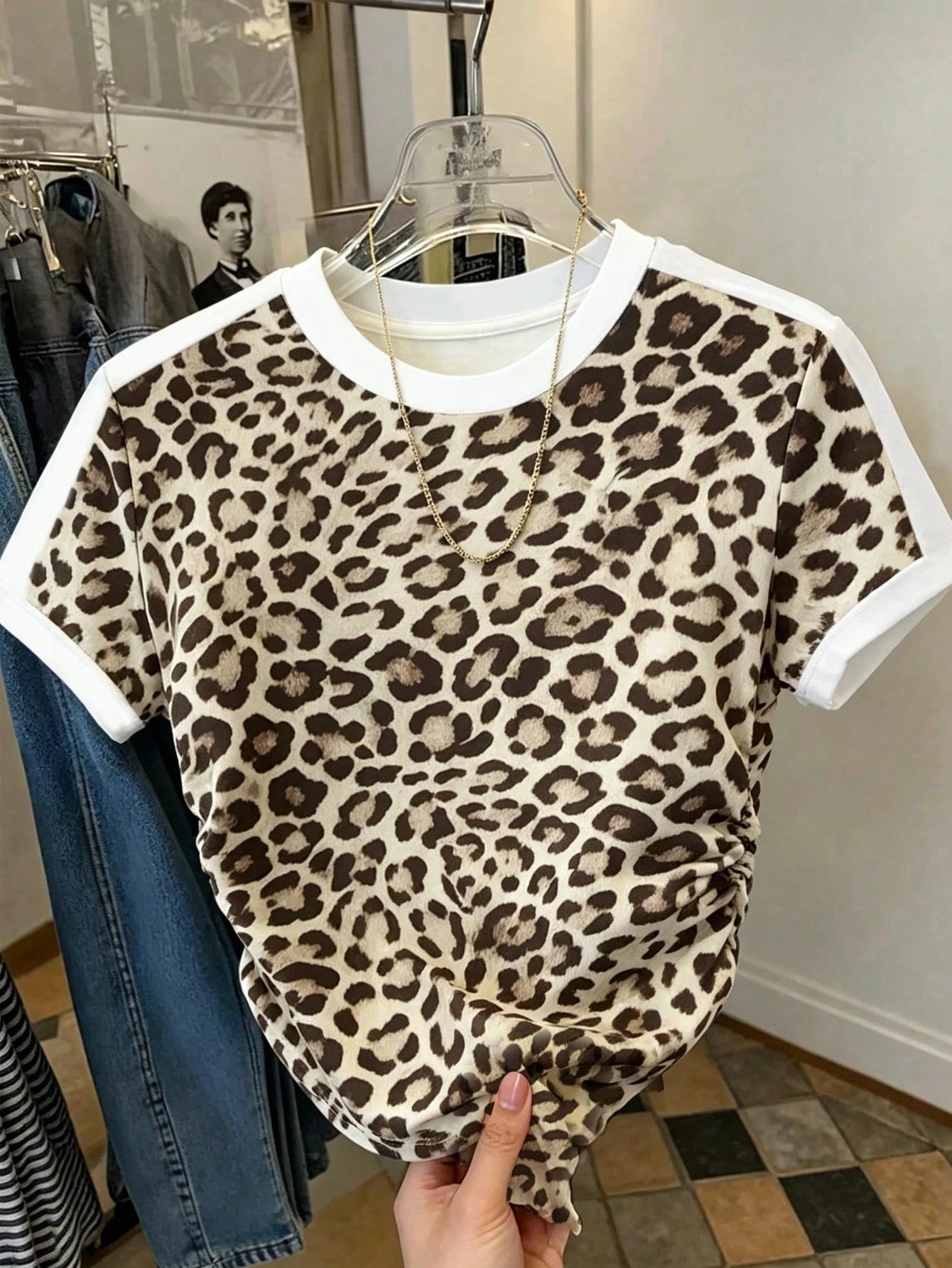 Resyla Women's Summer Casual Leopard Print T-Shirt