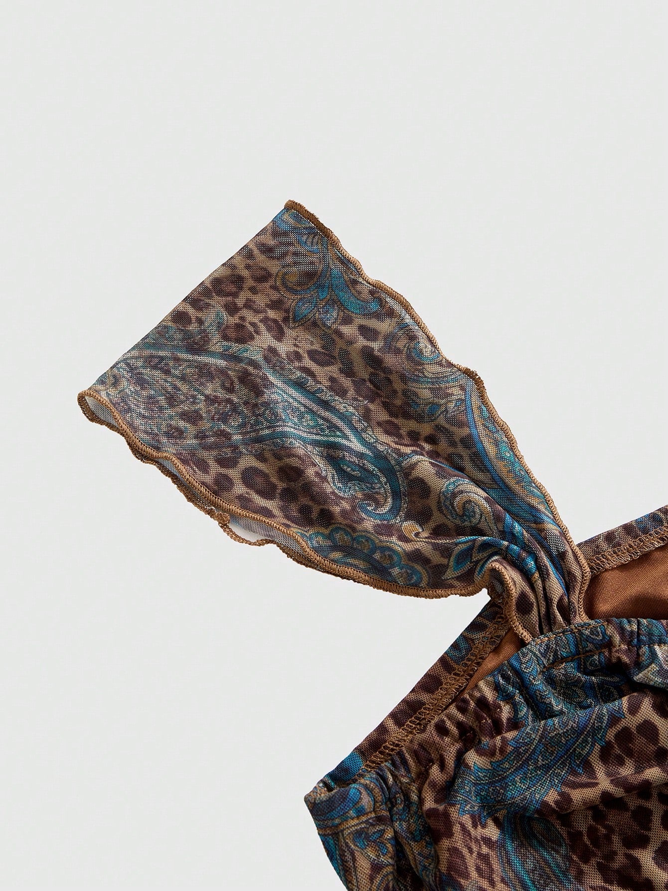 ROMWE Avant Y2K Wild Hippie Leopard Print Paisley Pattern Mesh Loose Hem Square Neck Top