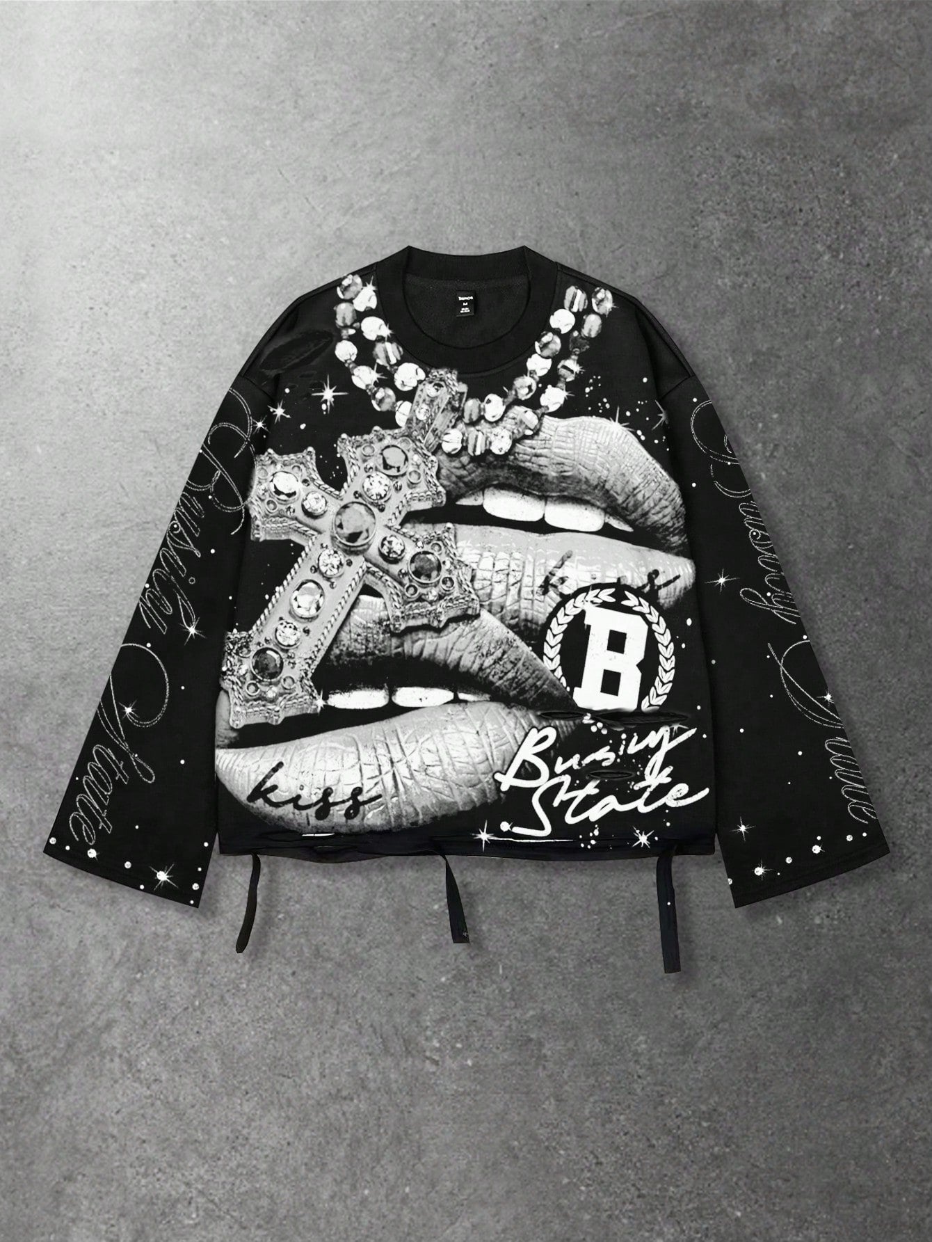 ROMWE MEN Street Life Spring Casual Graphic Vintage Street Style Distressed Saint Graphic Long Sleeve Crew Neck Men'S T-Shirt