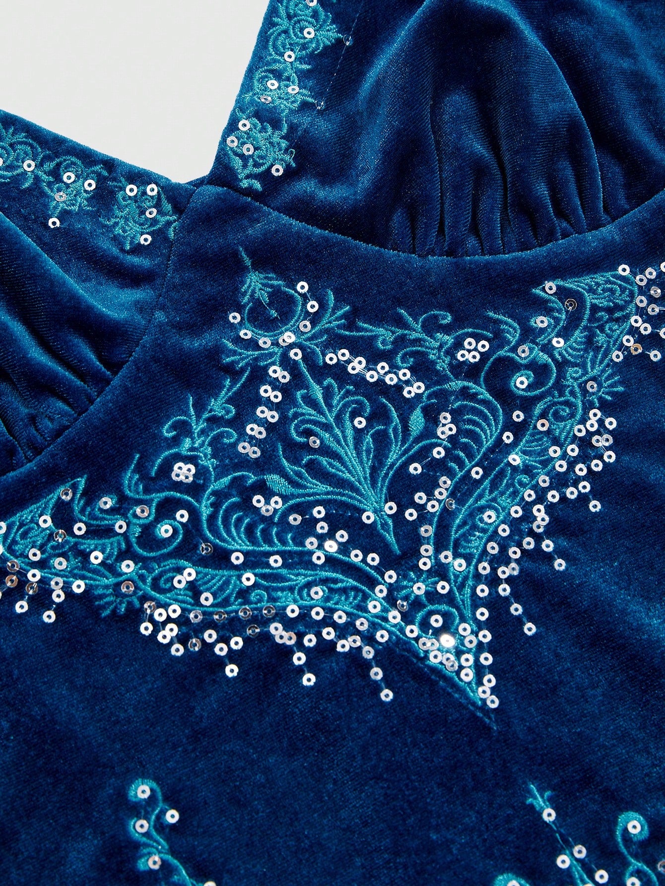 ROMWE Spring/Summer Vintage Hippie Astrology Style Sequin Embroidery Velvet Plus Size Women Camisole Fall