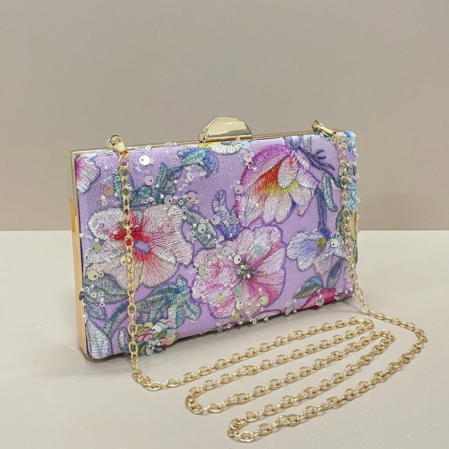Sequin Embroidered Floral Clutch Bag, Women's Fashion Sequin Patchwork Handbag, Party Evening Bag, Random Cut, Suitable For Women, Suitable For Party, Wedding, Prom, Vacation. Ideal For Party, Wedding