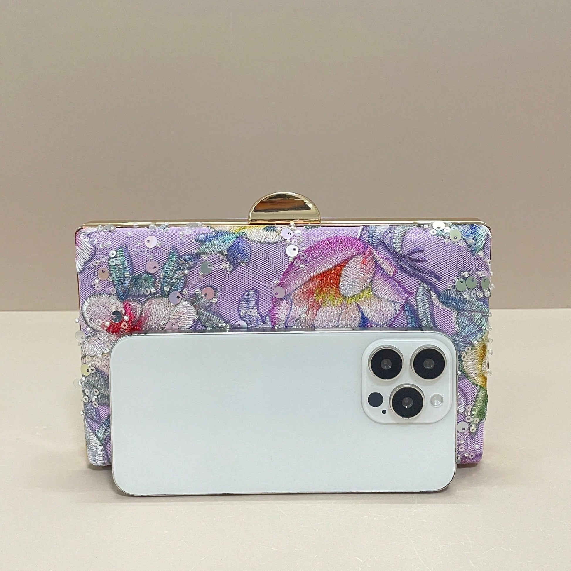Sequin Embroidered Floral Clutch Bag, Women's Fashion Sequin Patchwork Handbag, Party Evening Bag, Random Cut, Suitable For Women, Suitable For Party, Wedding, Prom, Vacation. Ideal For Party, Wedding