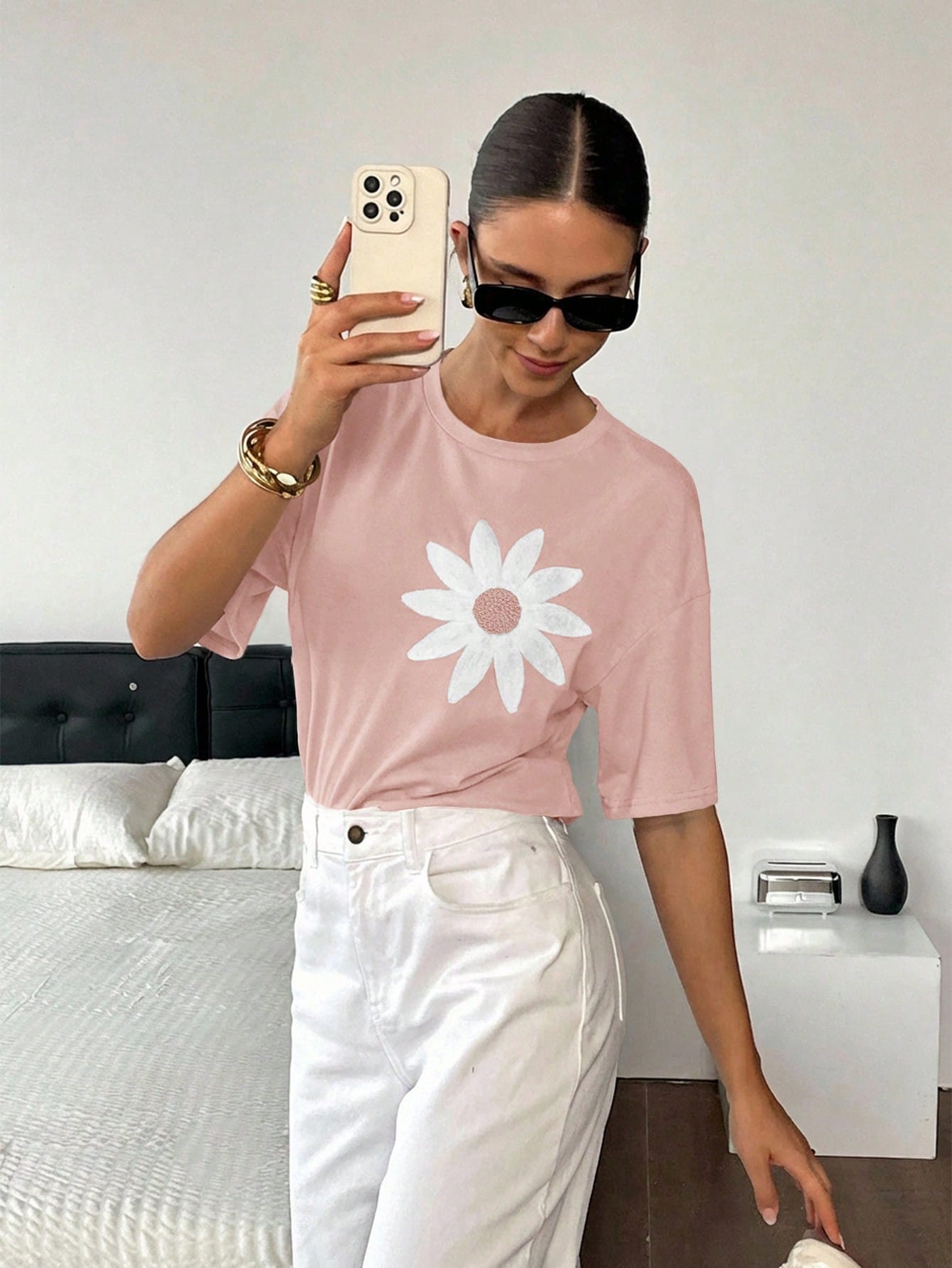 Serisse Women's Casual Floral Embroidery Loose Fit Drop Shoulder T-Shirt, Suitable For Summer Holiday And Daily Commute,Pink Top