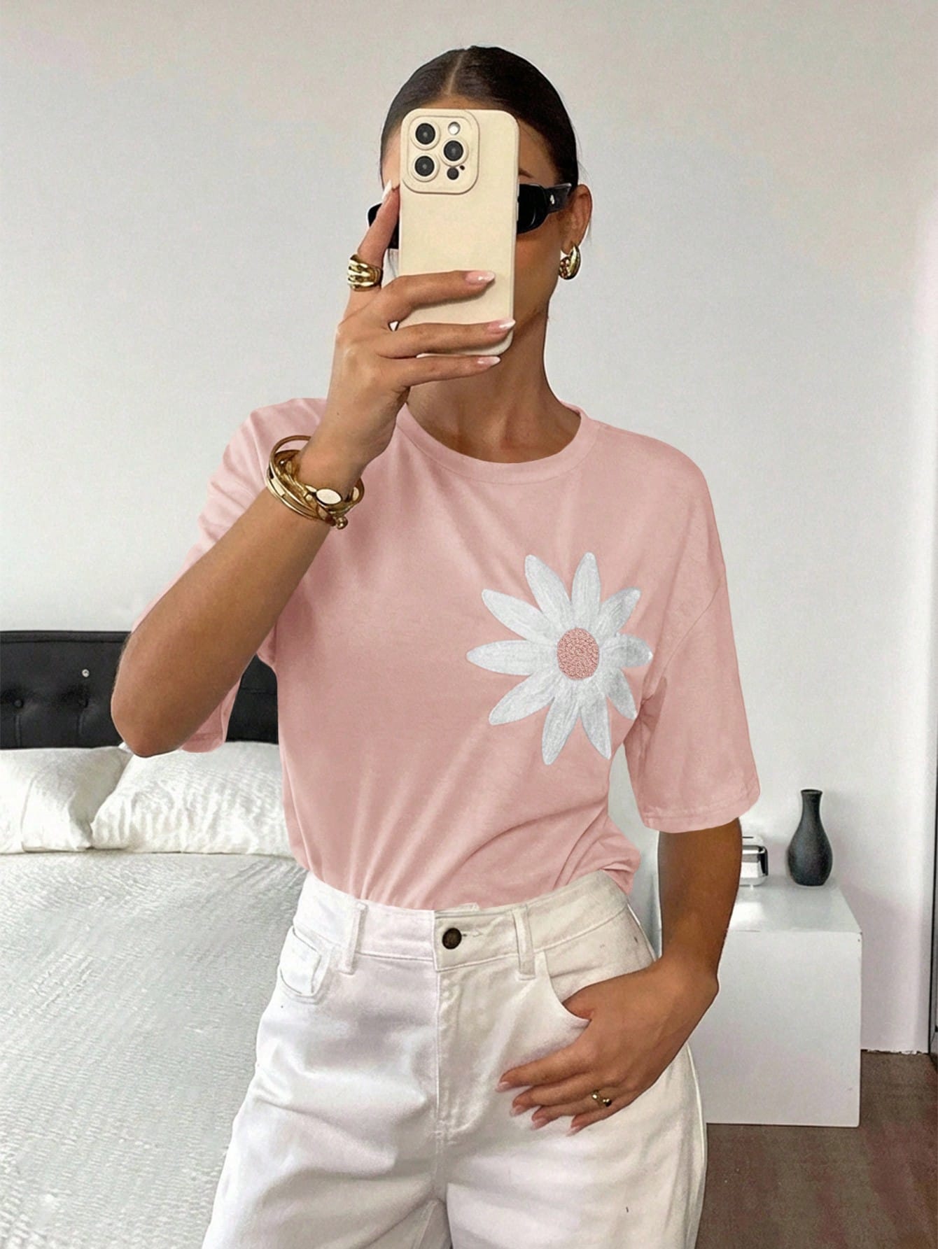 Serisse Women's Casual Floral Embroidery Loose Fit Drop Shoulder T-Shirt, Suitable For Summer Holiday And Daily Commute,Pink Top