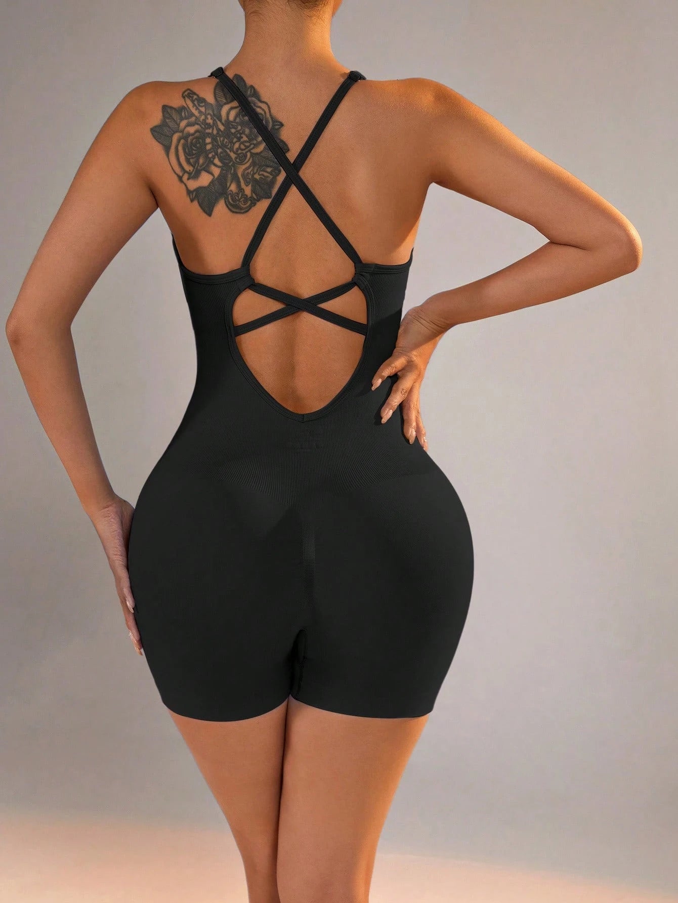 Sexy Fitness Jumpsuit, Women's Adjustable Criss-Cross Sports Jumpsuit, Running Yoga Jumpsuit, Ruched Shorts, Backless Set, Jumpsuit, Aesthetic Black