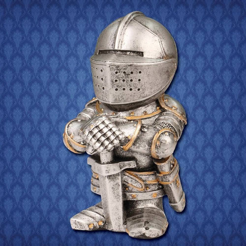 Shorty English Knight Statue