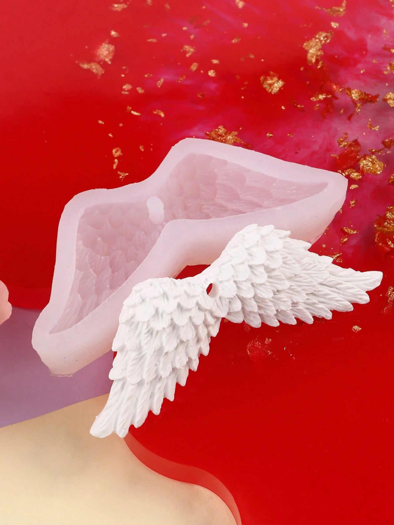 SikeSike 1pc Wing Shaped DIY Silicone Mold, White Aromatherapy Balm Silicone Mold For DIY Craft