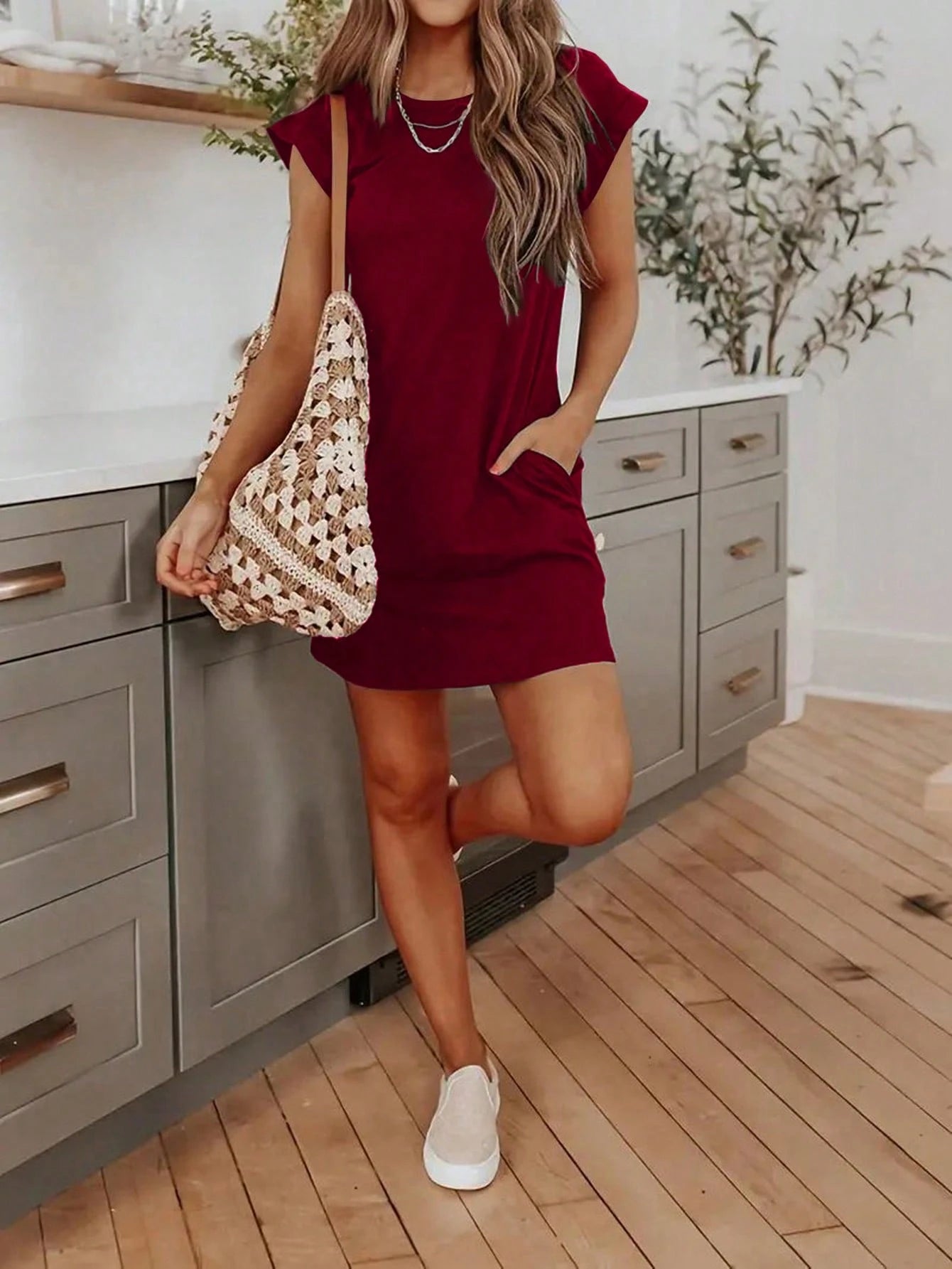 Silhoulove Women's Casual Everyday Commute Solid Color Pocket Dress, Summer