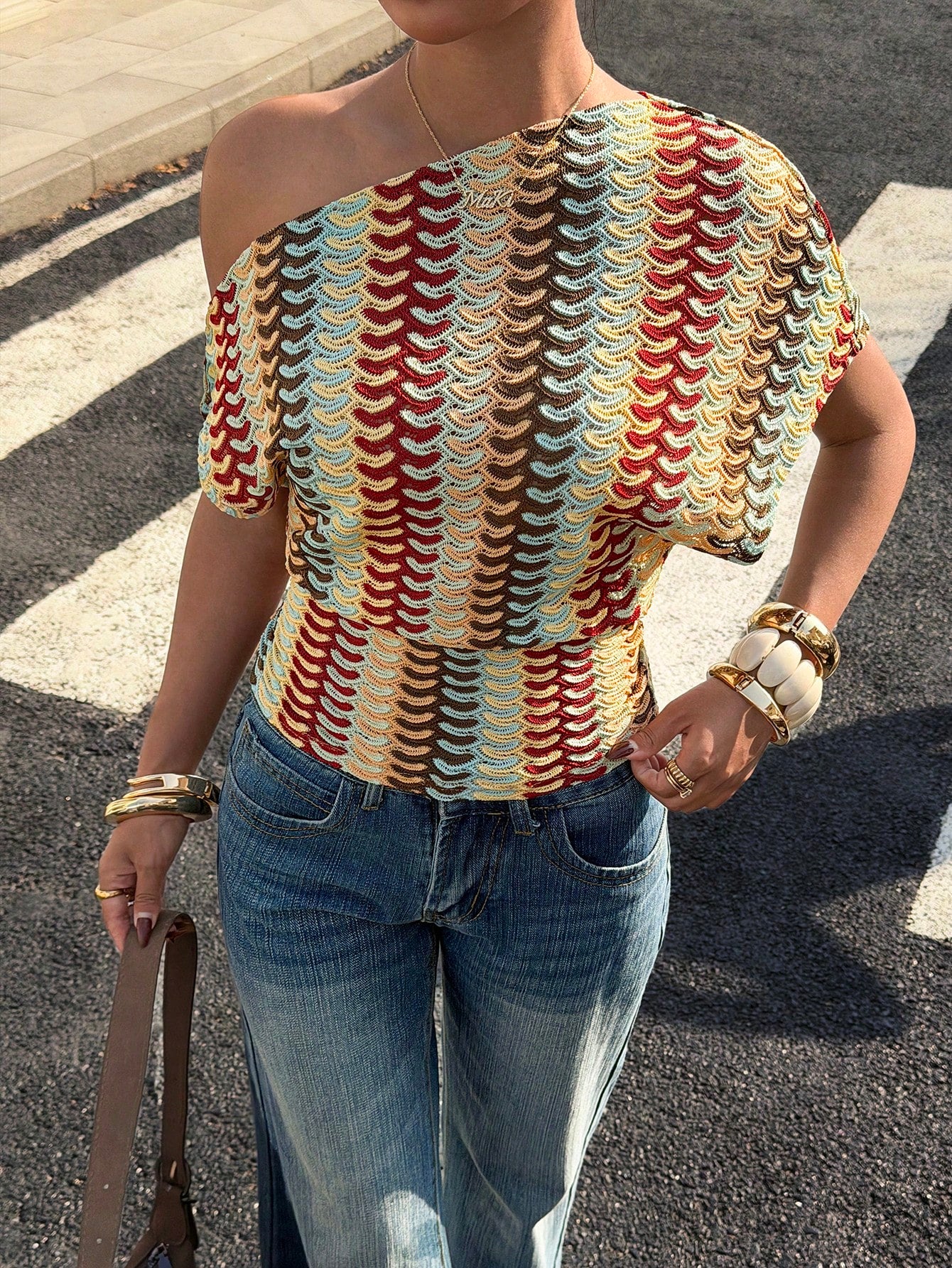 Siren Gaze Retro American Style Color-Blocked Crochet Openwork Off-Shoulder Knit Short-Sleeved Top For Women, Summer Loose Fit, Slimming, Hand-Knitted Wavy Stripes, Casual And Versatile Short Sleeve S