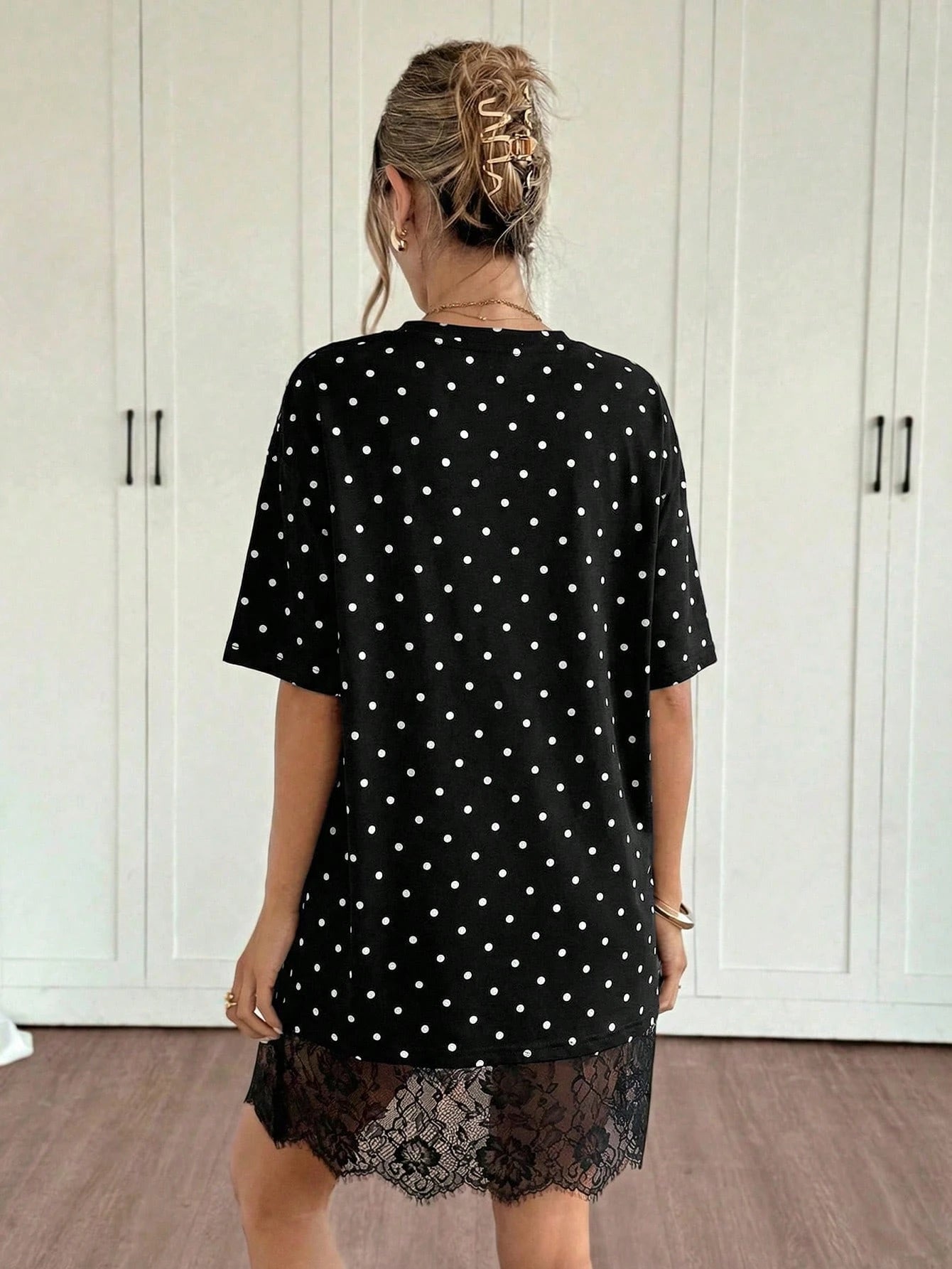 Siren Gaze Summer Elegant Casual Black And White Polka Dot T Shirt Dress For Women,Short Sleeve Lace Trim Oversized Mini Dress,Beach Date Vacation Tea Party