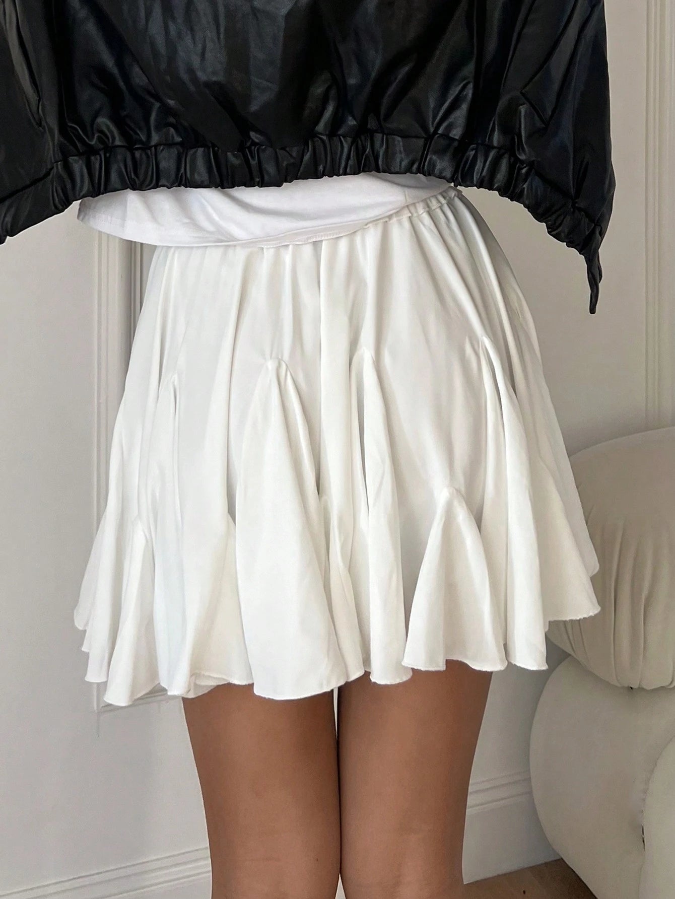 Siren Gaze Women White Ruffled Hem Mini Skirt,High Waisted Pleated Ballet Tutu Skirt For Party School Work,Streetwear Preppy Cute,Autumn,Casual,Date,Homecoming