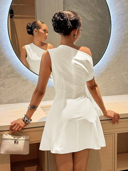 Slaydiva Elegant Off-White Summer Women Mini Dress,One-Shoulder Tie-Waist A-Line Fitted Bar Party Dress,Perfect For Wedding Guest,Vacation,Beach,Boho-B Style