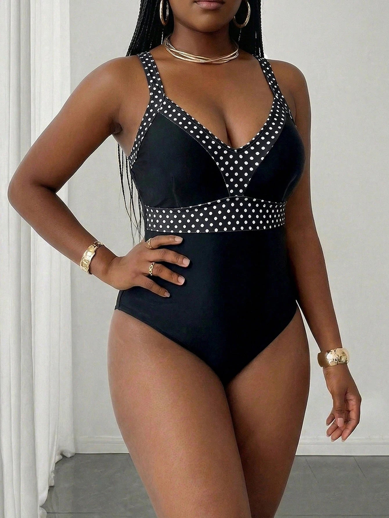 Slaydiva Plus Size Women Contrast Color Casual One Piece Swimsuit For Summer Beach Vacation