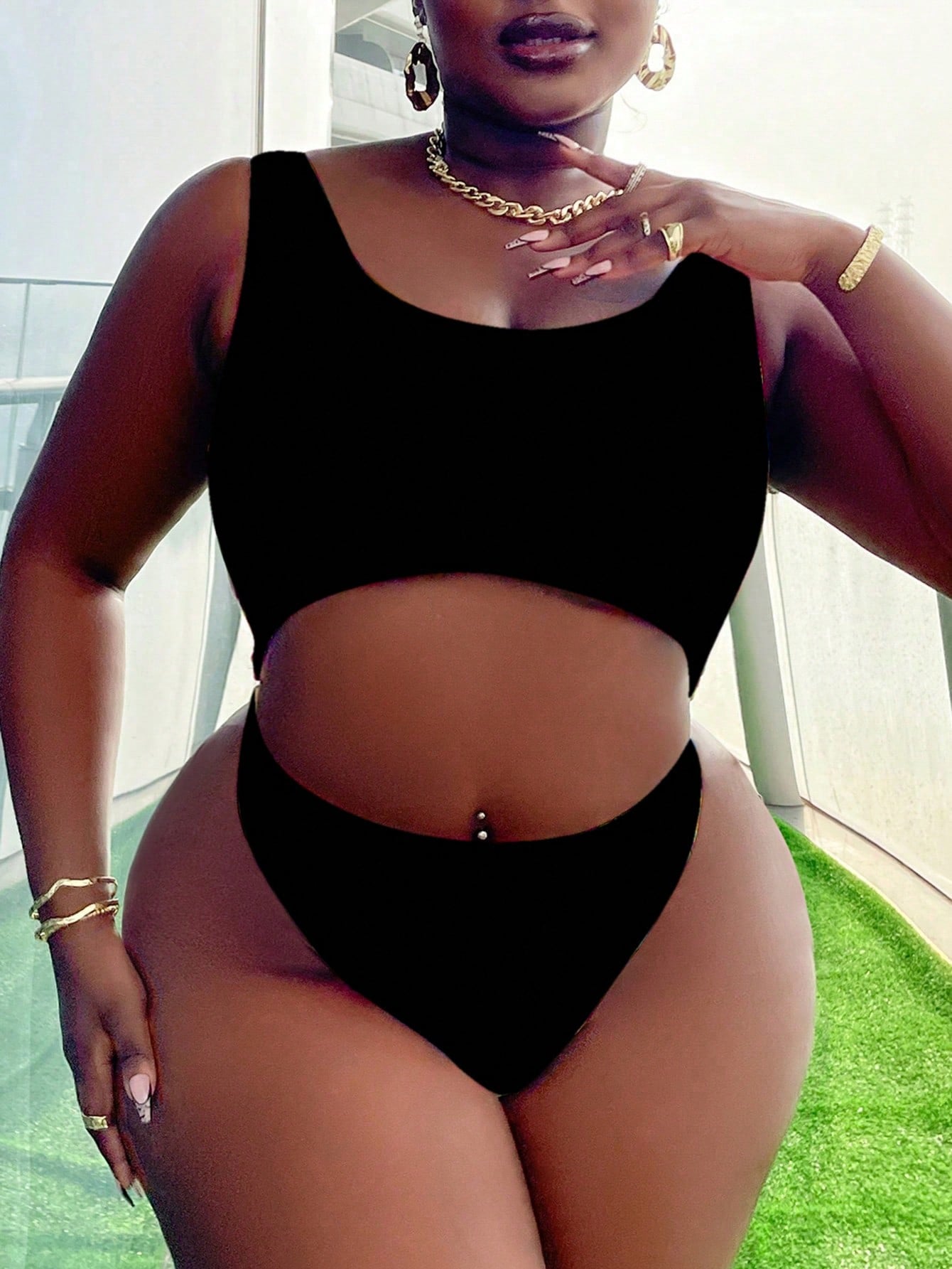 Slaydiva Plus Size Women Solid Color Black Asymmetric One Shoulder Cut-Out Waist One-Piece Swimsuit,Classy Edgy Modern Body Sculpting Summer Beach Holiday