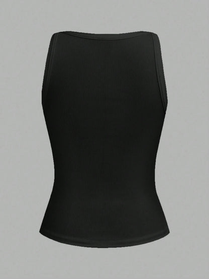 Slaydiva Women's Black Summer Casual Everyday Tank Top,Basic Versatile Solid Ribbed V-Neck Racerback Gathered Vest For Yoga,Sports,Beach,Party,Vacation Outfits