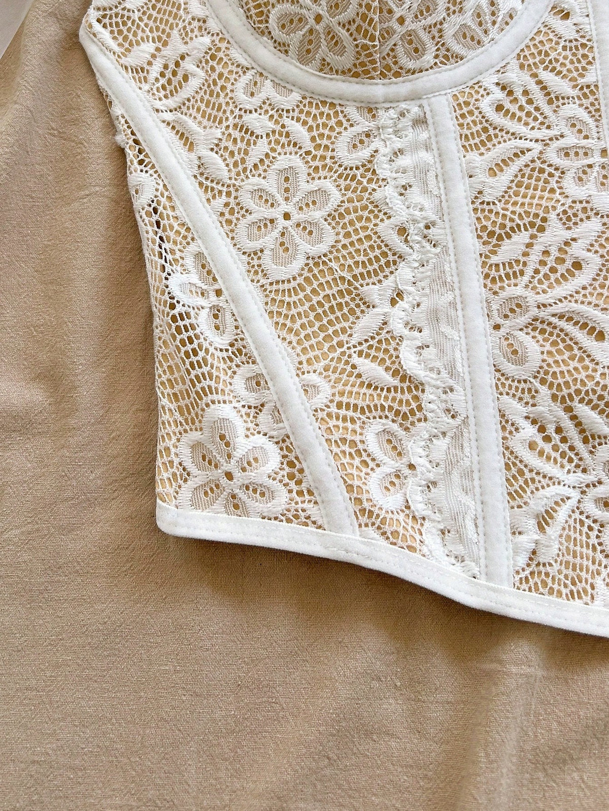 Soleia Elegant Beige Floral Lace Trim Bustier Camisole,Fitted Shaping Support Vacation Camis,Party,Valentine's Day,Beach Cruise,Date,Spring,No Chest Padding