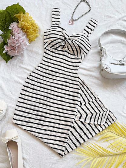 Soleia Women's Vacation Fashion Striped Front Knot Ruffle Sleeveless Dress No Chest Padding