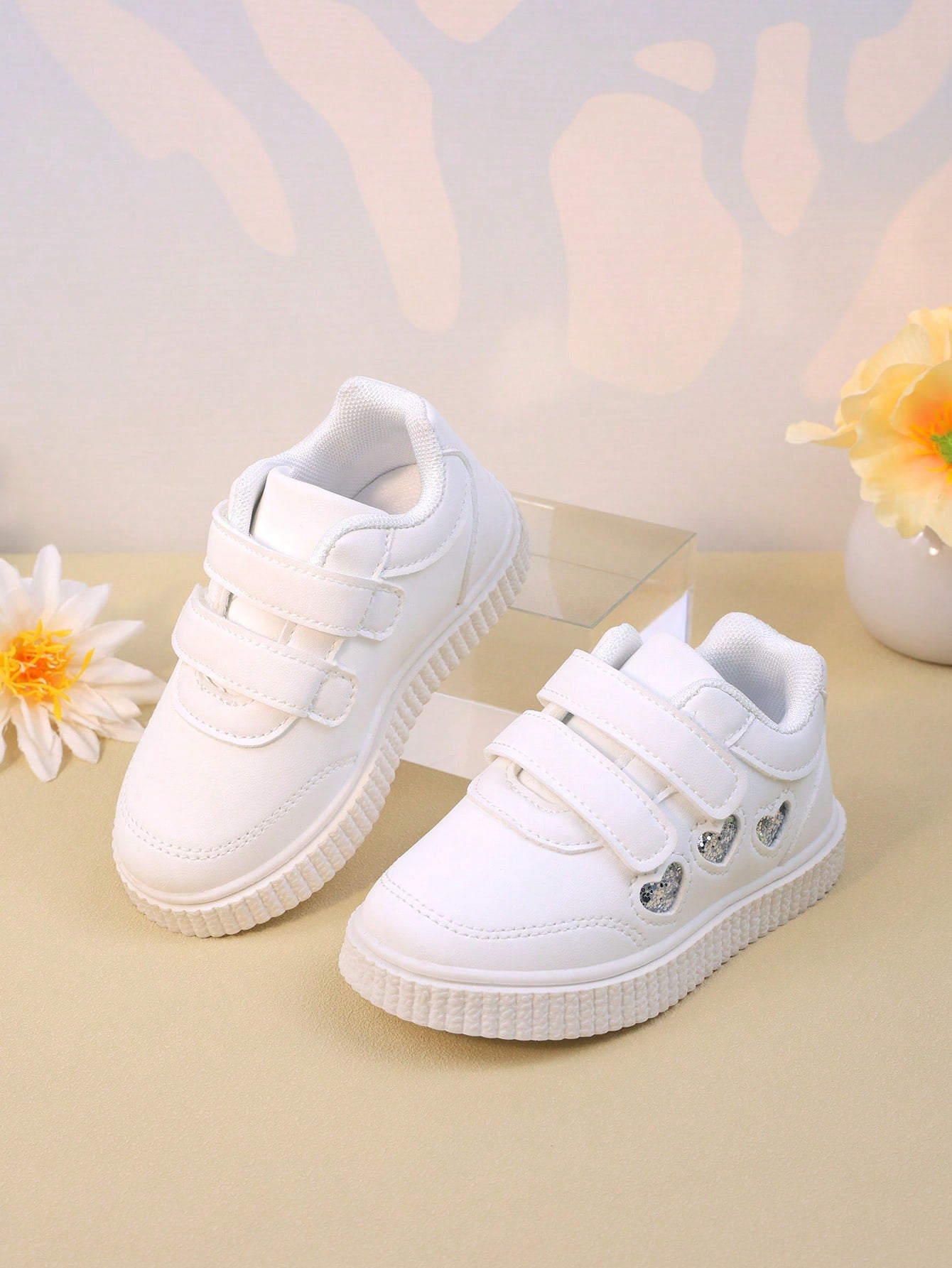 Spring New Kids Shoes, Anti-Slip Toddler Girls' Sports Sneakers, Middle Childhood Boys' Casual Skateboard Shoes, Baby Running Shoes, Little White Shoes