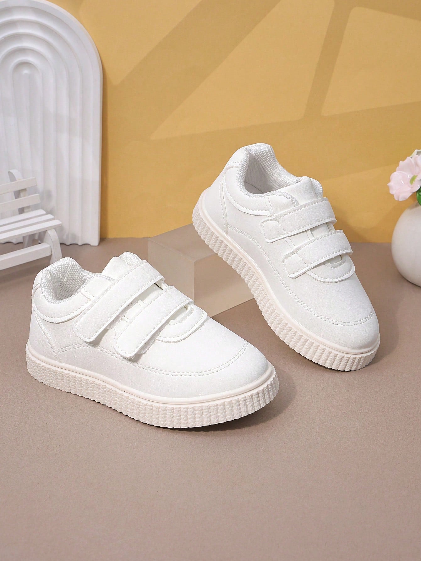 Spring New Kids Shoes, Anti-Slip Toddler Girls' Sports Sneakers, Middle Childhood Boys' Casual Skateboard Shoes, Baby Running Shoes, Little White Shoes