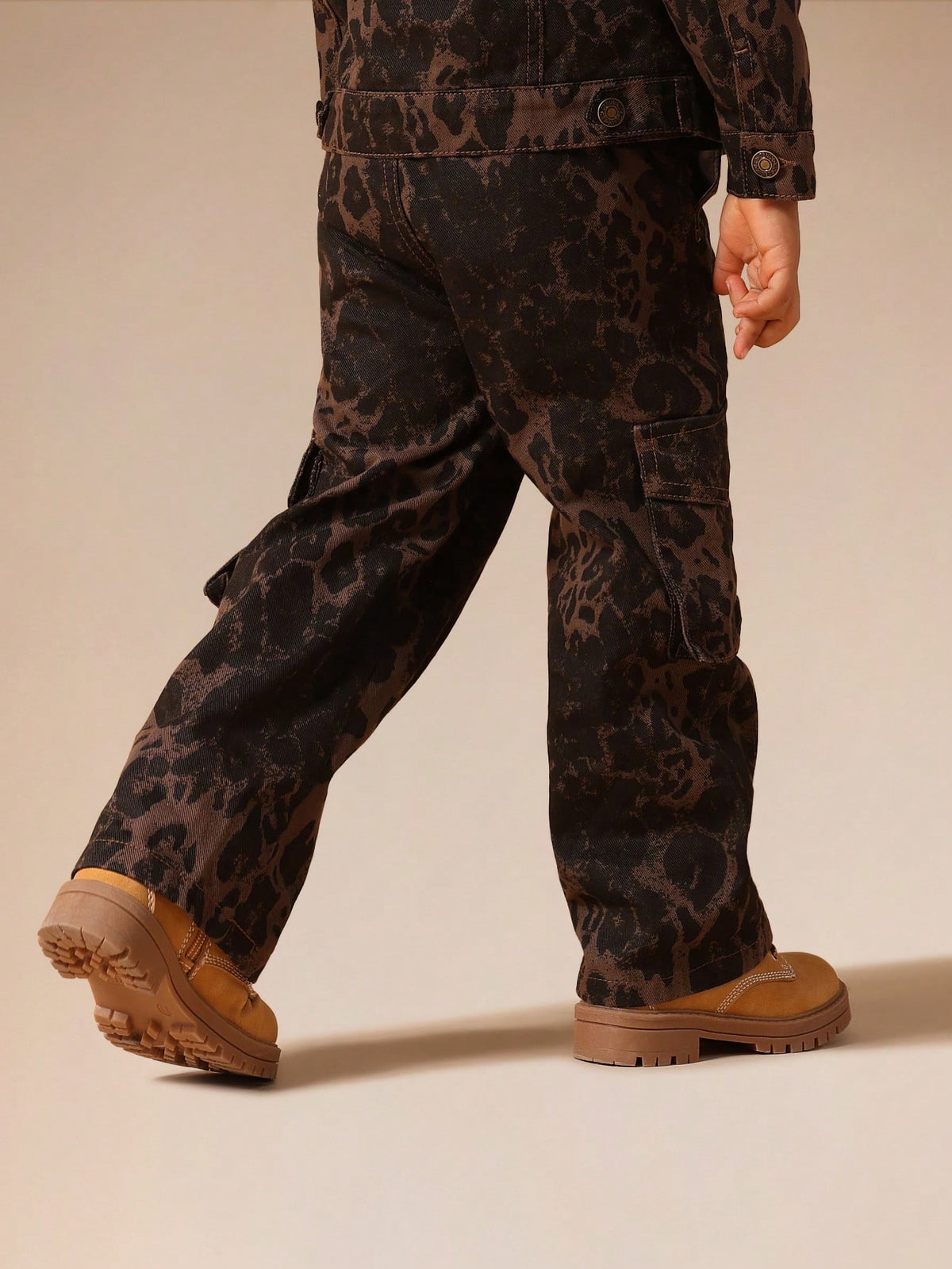 SUMWON Boys Leopard Print Cargo Pants With Cargo Pockets Casual Streetwear Bottoms Vacation