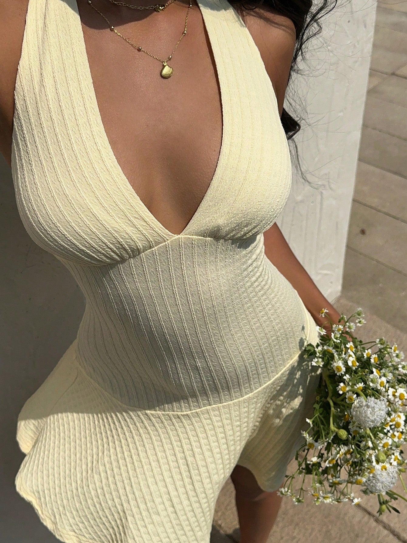 Sunnyshic Deep V-Neck Halter Backless Short Dress, Low Neckline Versatile Slim Fit Mini Dress