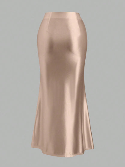Sweetra Women's Elegant Khaki Plain Fabric Mermaid Midi Skirt With Zipper Detail