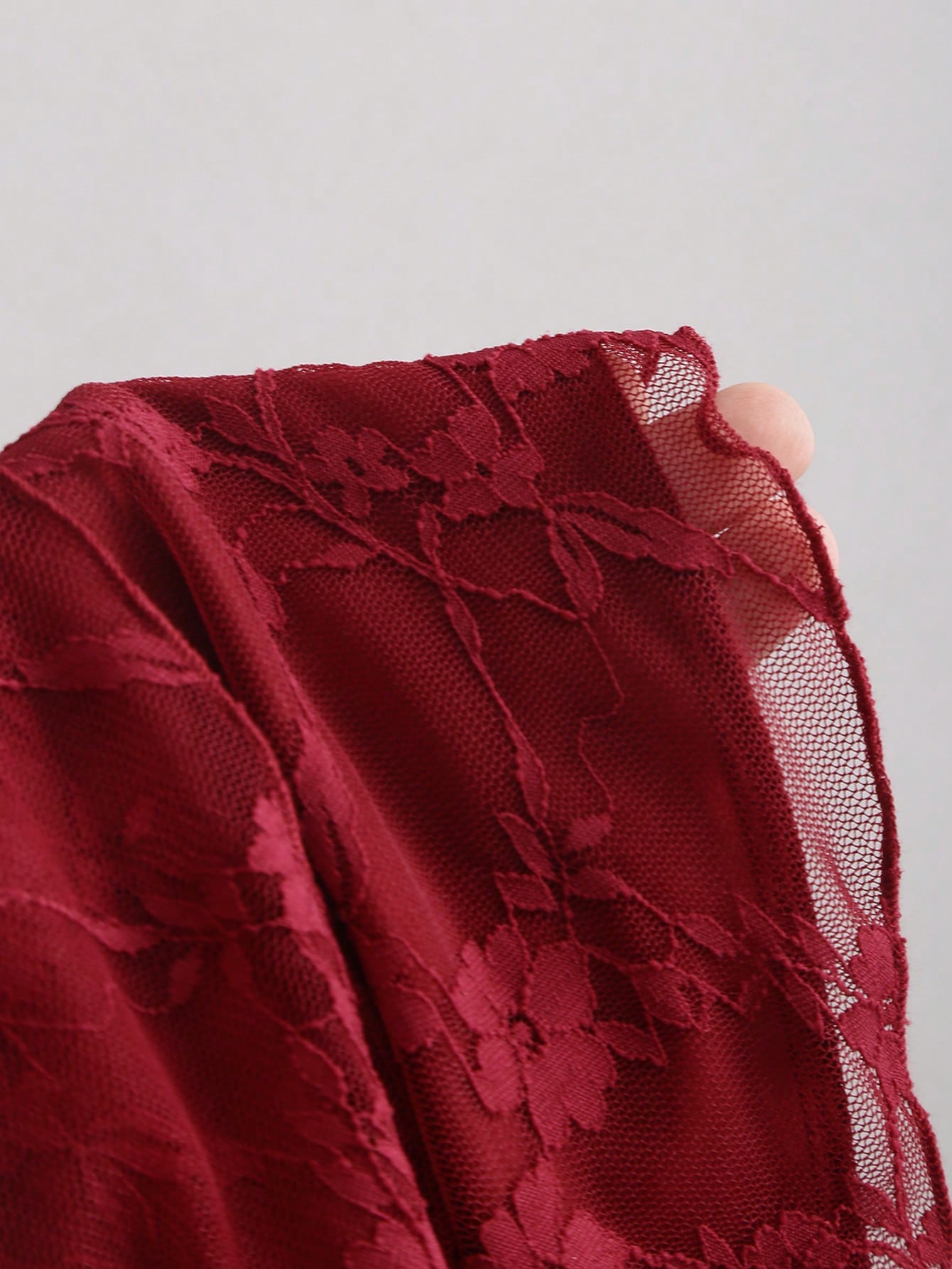 Sweetra Y2K Sexy Lace Halter Elegant Sweet Pleated Chiffon Dress, Suitable For Commuting