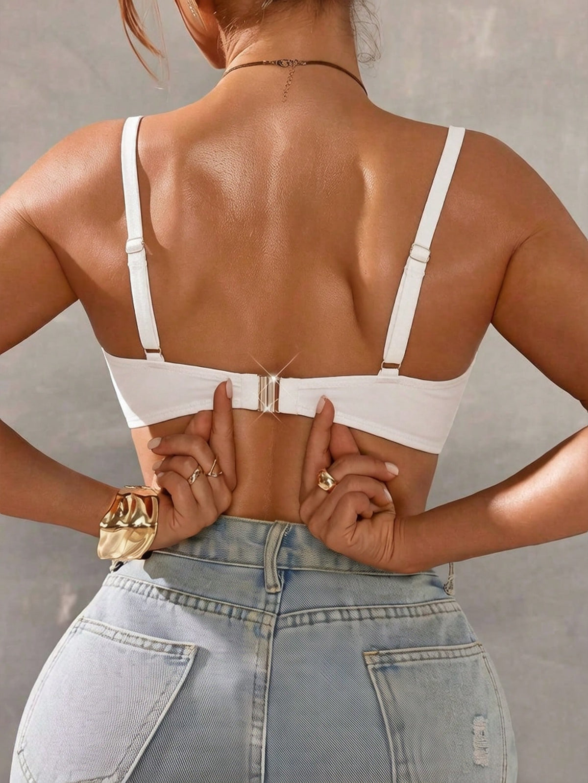 Swim DD+ DD+ Women's Solid Color Spaghetti Strap Adjustable Shoulder Strap Back Buckle Front V-Neck Camisole Top